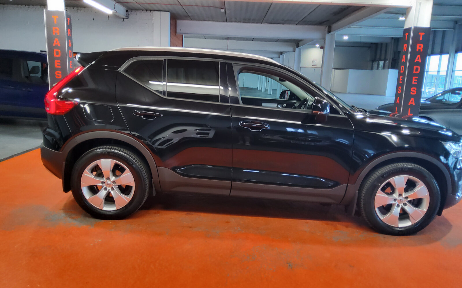 Volvo XC40 D3 DIESEL (150hp) Momentum Auto