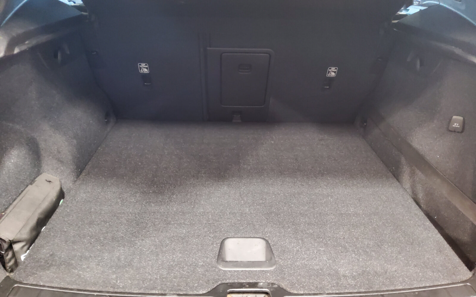 Volvo XC40 D3 DIESEL (150hp) Momentum Auto
