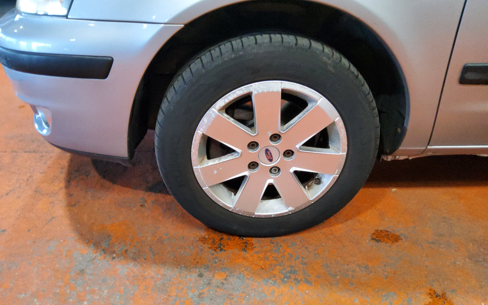 Ford Galaxy 1.9TD Zetec 130 ps