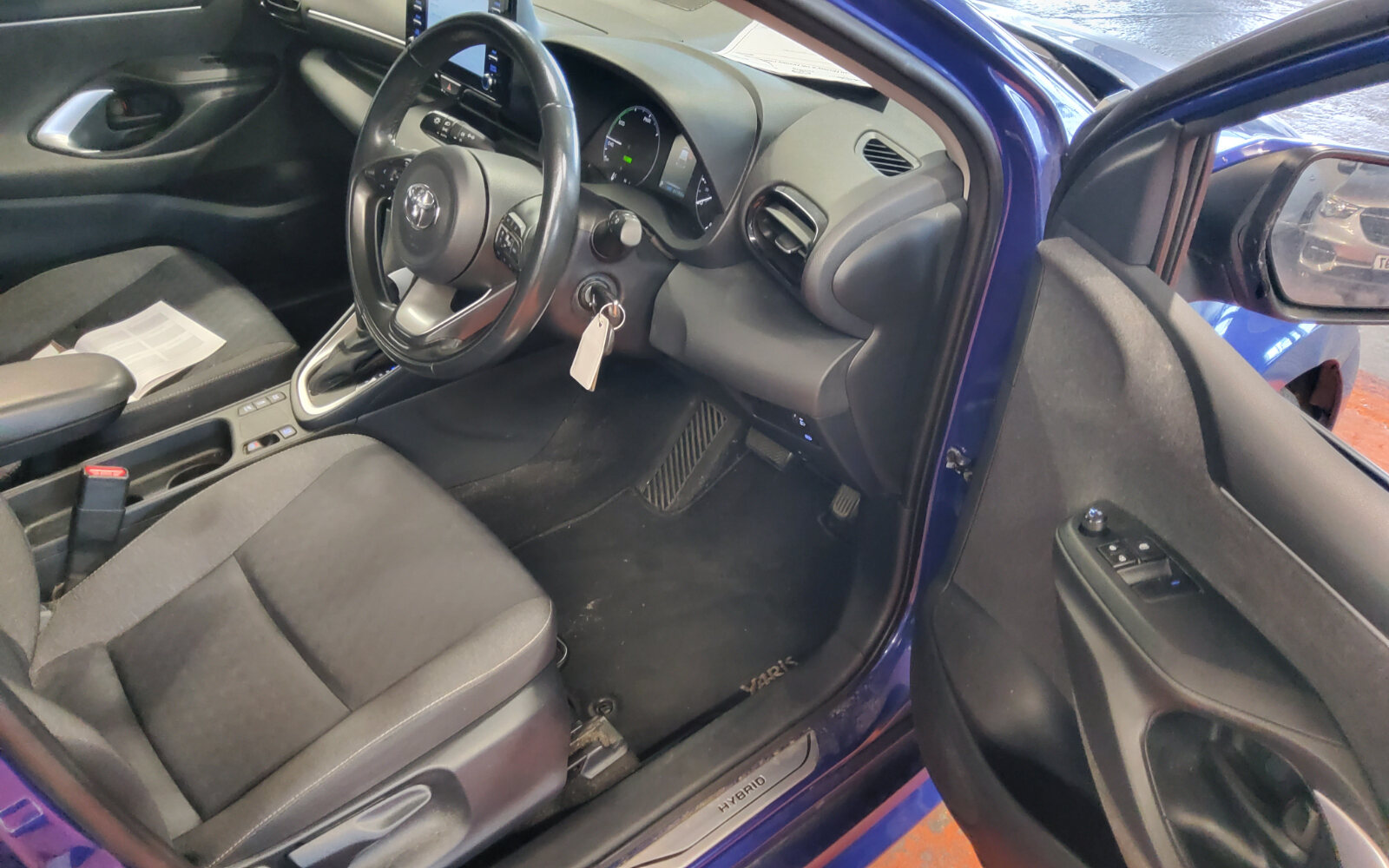 Toyota Yaris 1.5 Hybrid 5Dr Luna