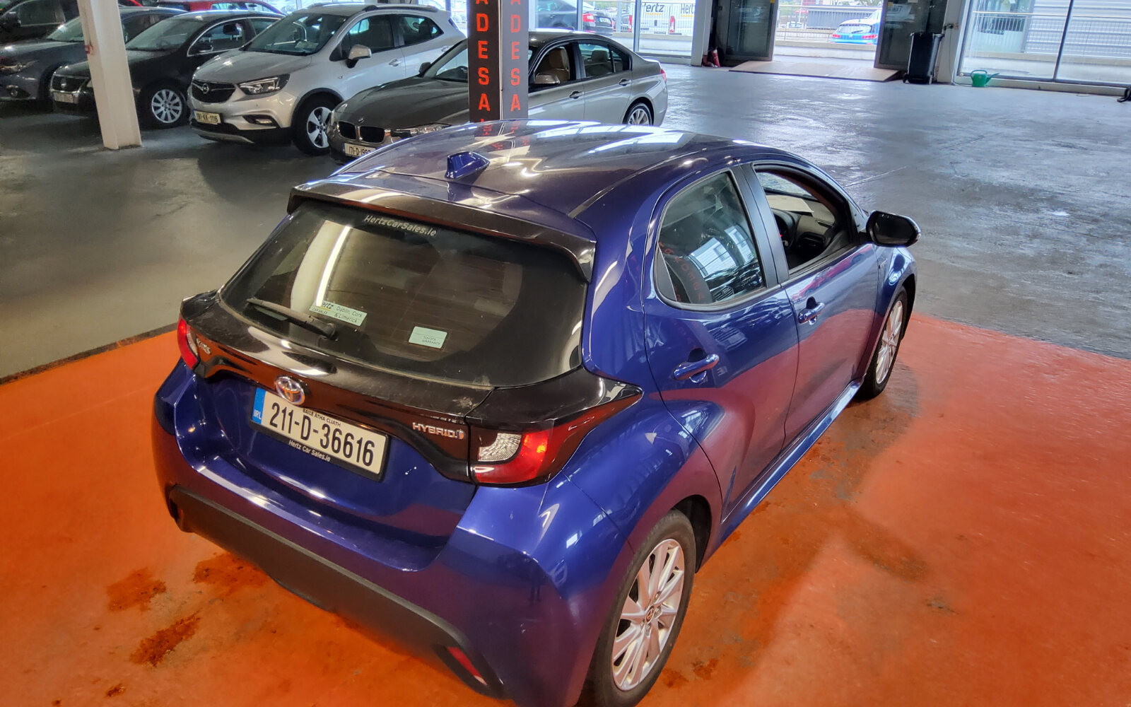 Toyota Yaris 1.5 Hybrid 5Dr Luna