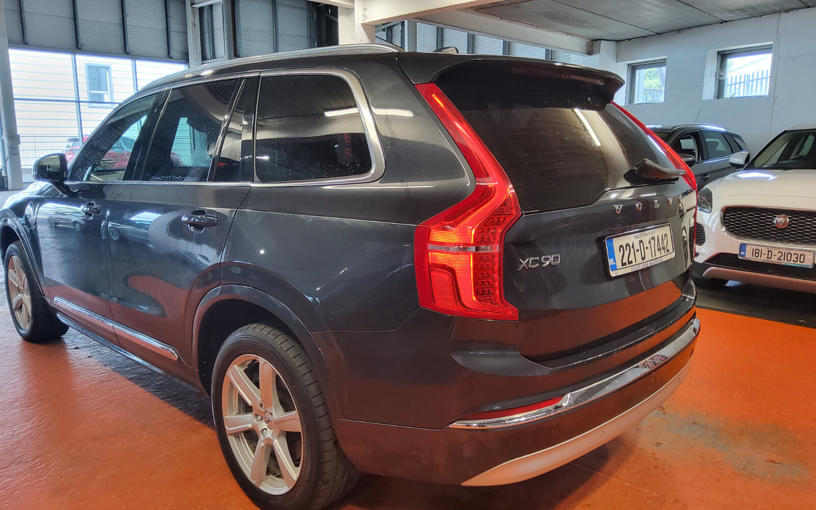 Volvo XC90 PHEV T8 (390hp) Inscription Exp AWD