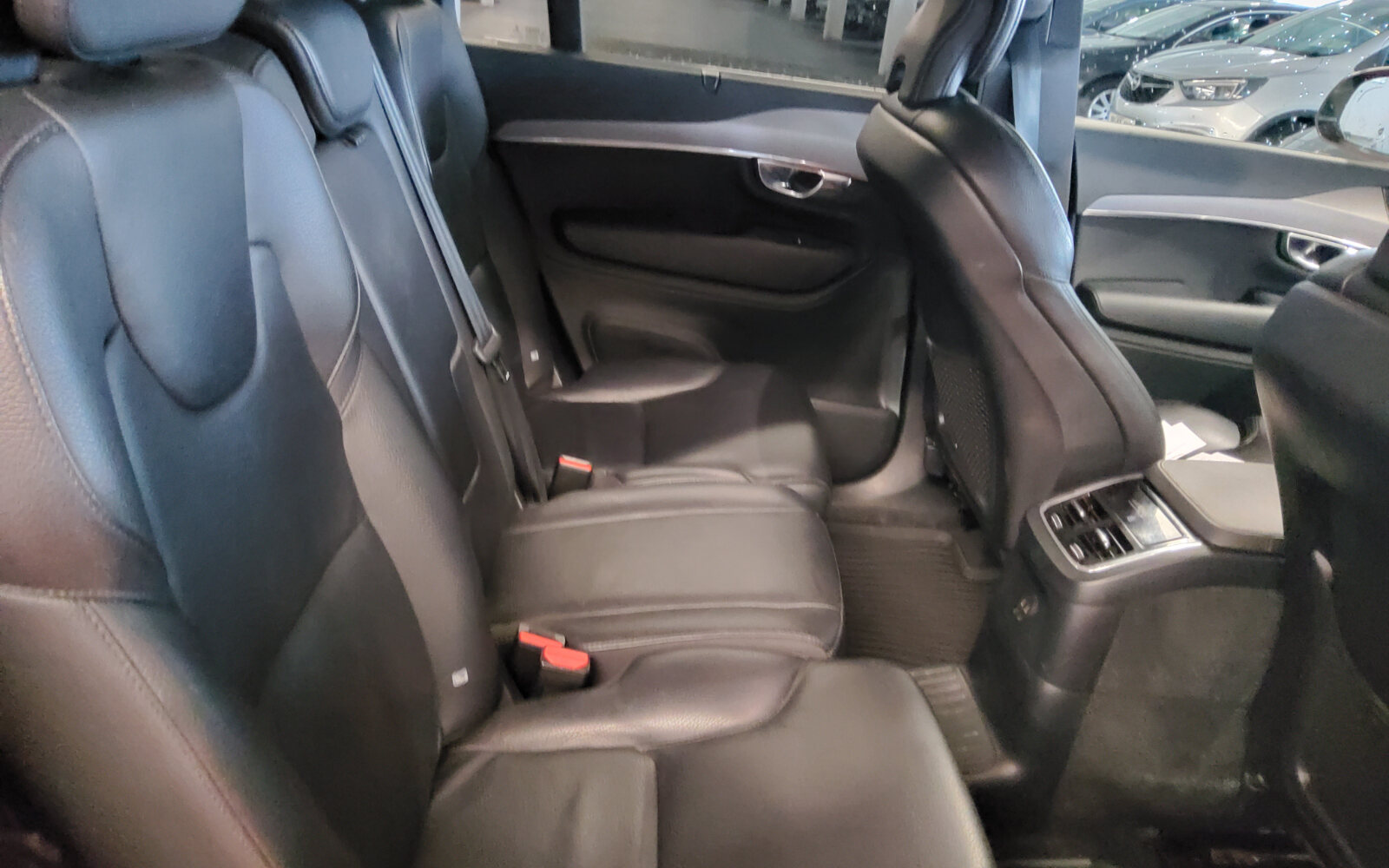 Volvo XC90 PHEV T8 (390hp) Inscription Exp AWD