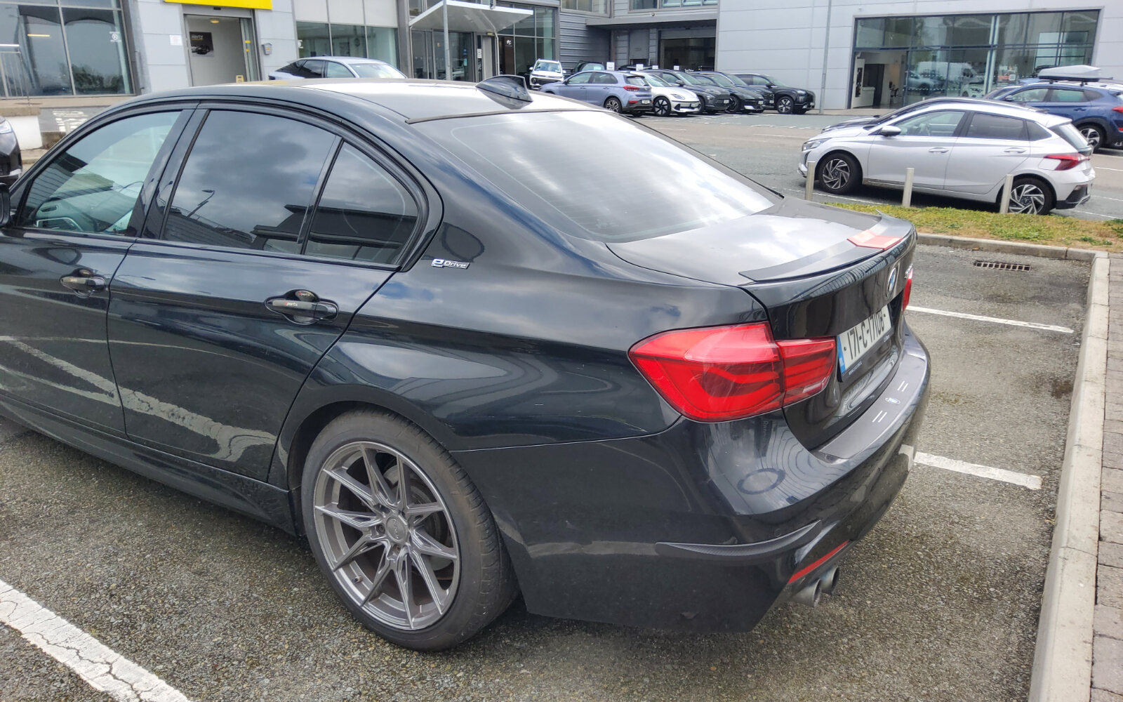 BMW 3-Series 330e M Sport