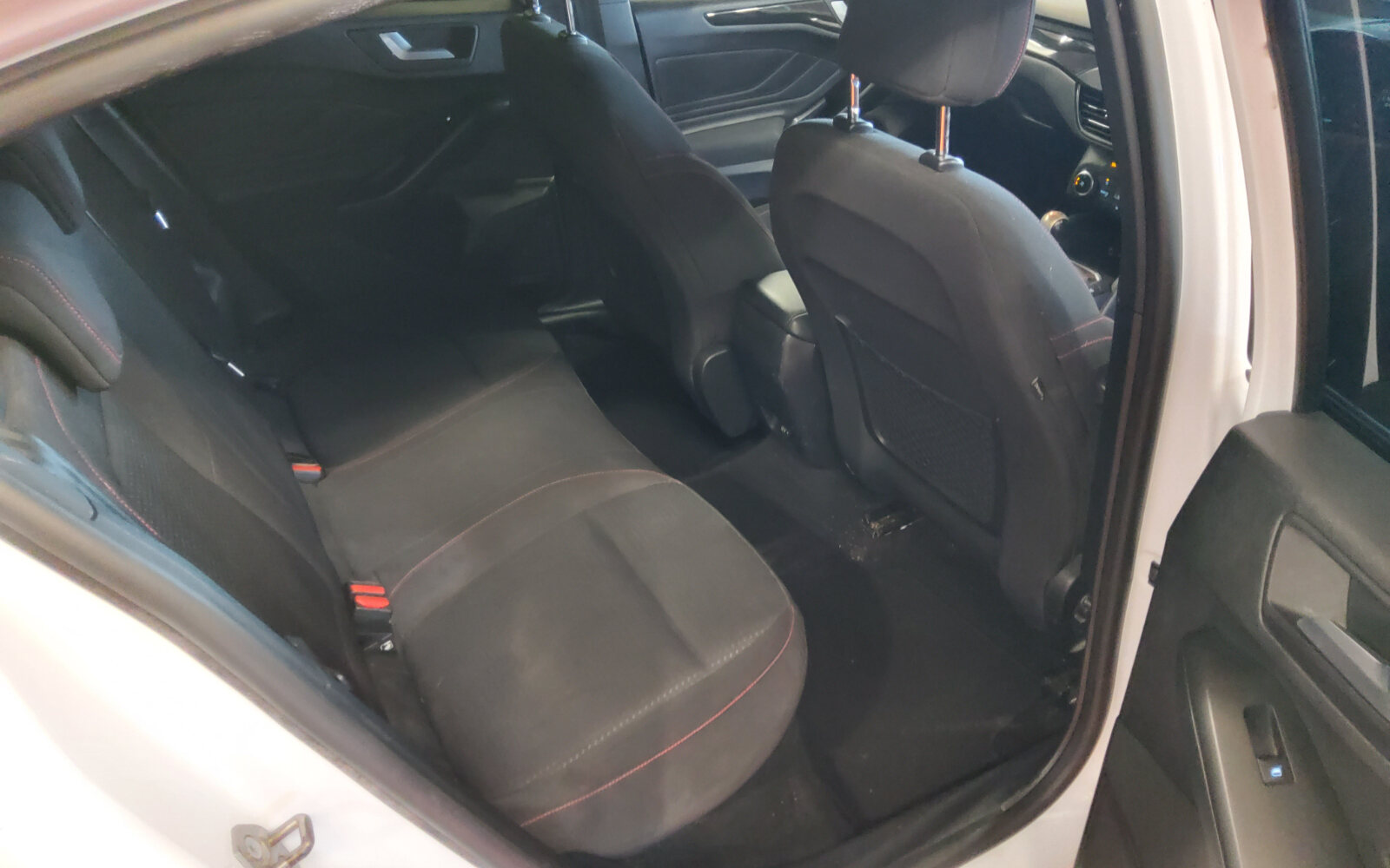 Ford Focus 1.5 TDCi 120PS ST-Line