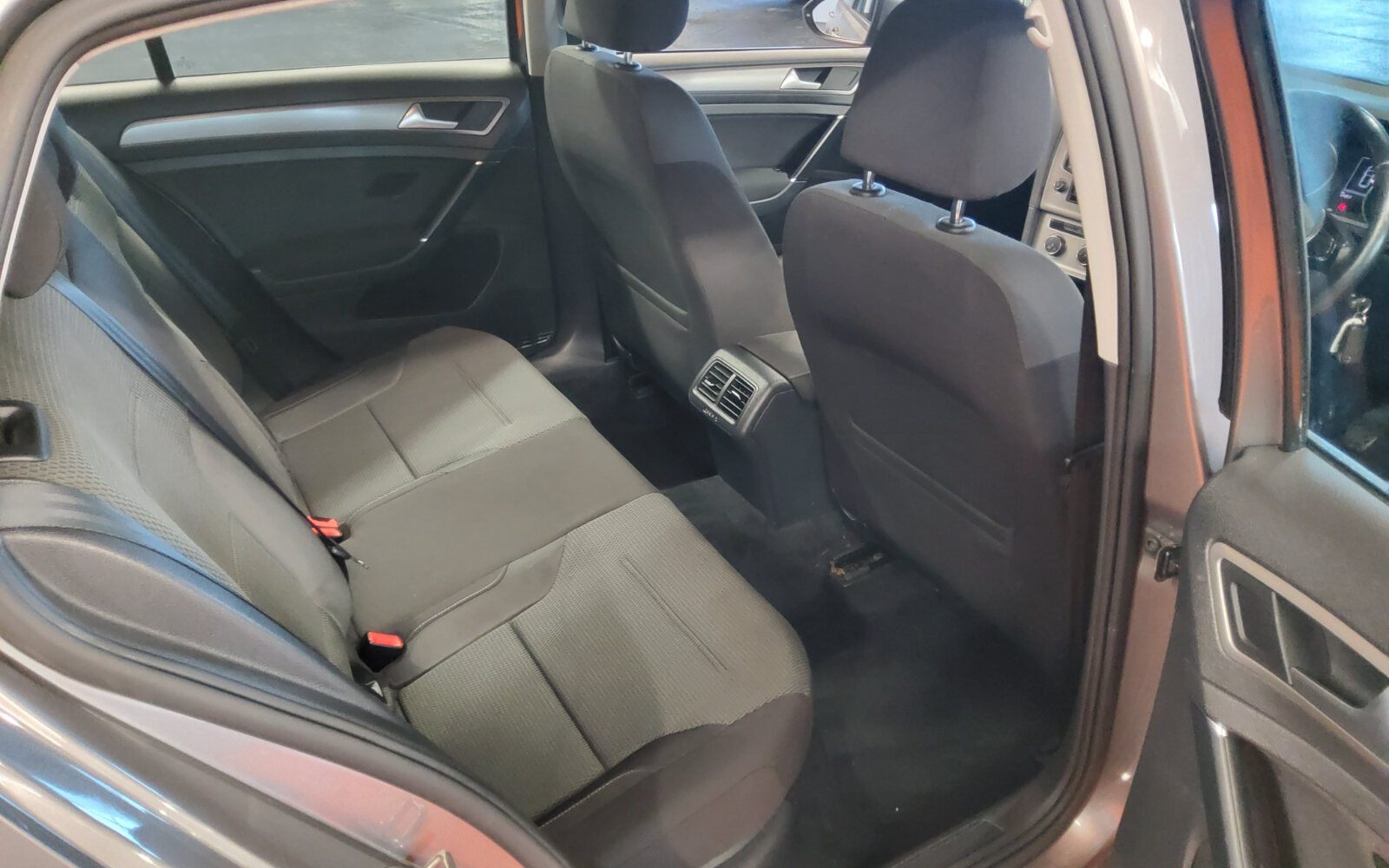 Volkswagen Golf 1.6 TDI 105HP COMFORTLINE