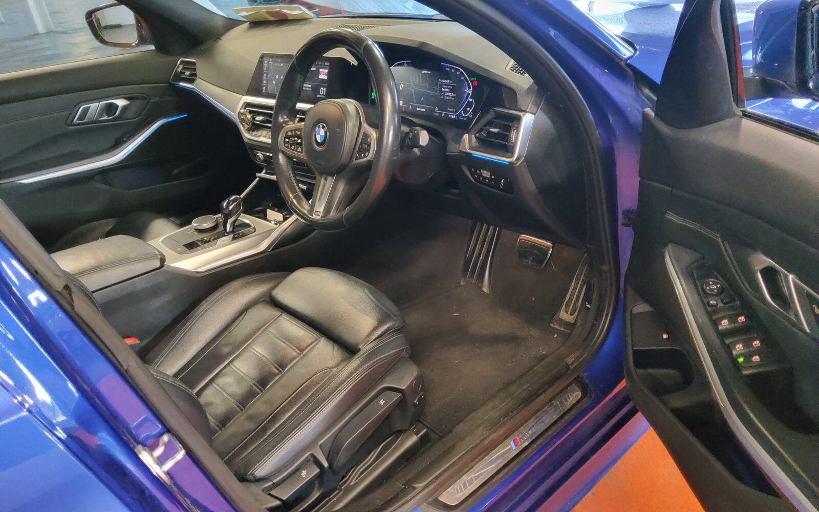 BMW 3-Series 330e M Sport Auto