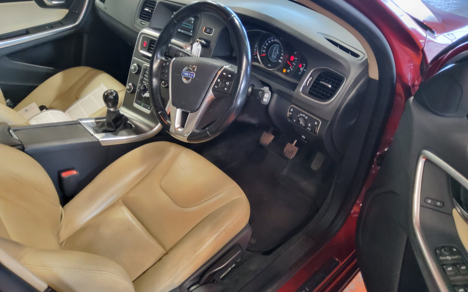 Volvo V60 D2 (115hp) SE