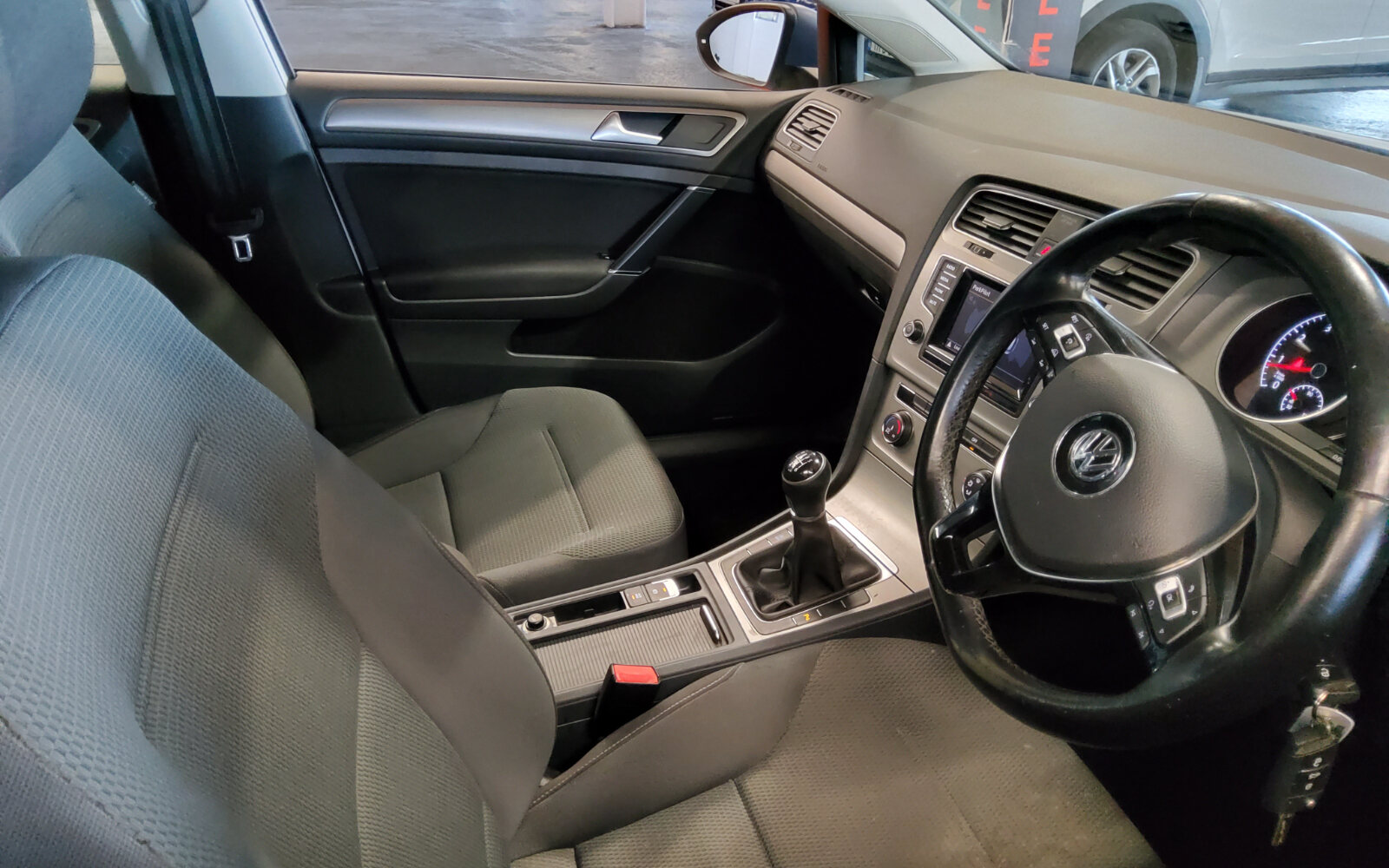 Volkswagen Golf 1.2 TSI 5DR 110HP Comfortline