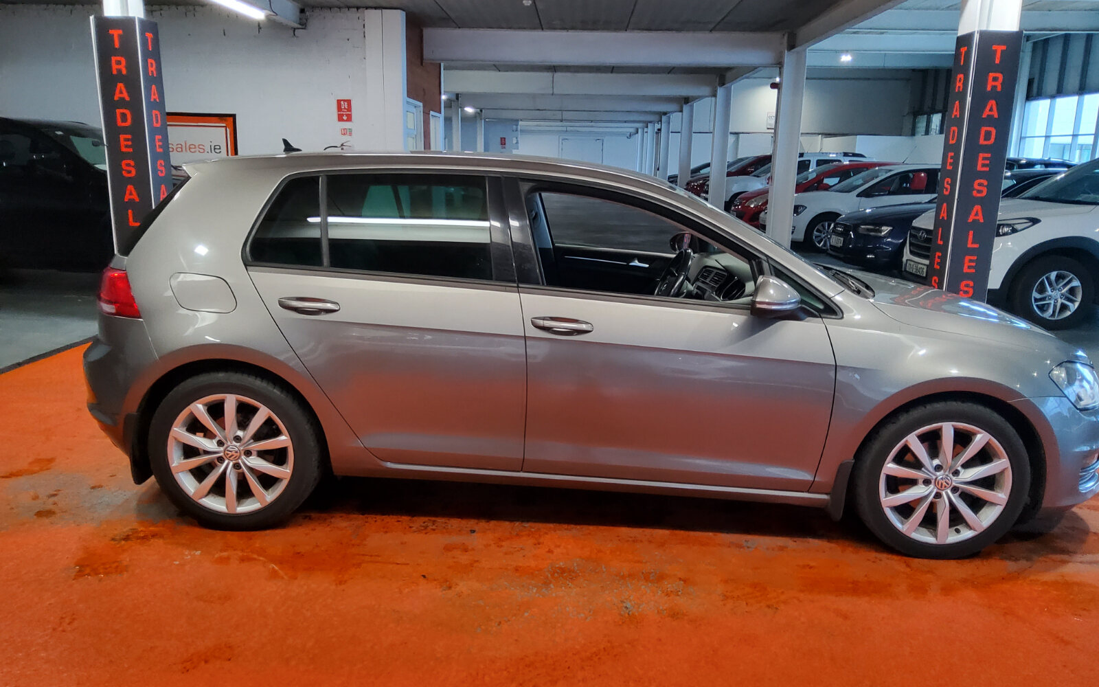 Volkswagen Golf 1.6 TDI 5DR 110HP Highline