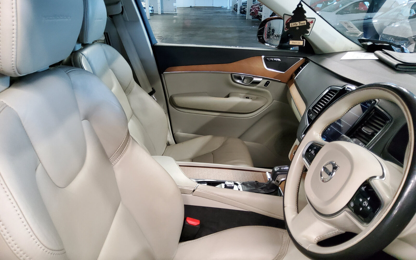 Volvo XC90 D5 (235hp) AWD Inscription Geartronic