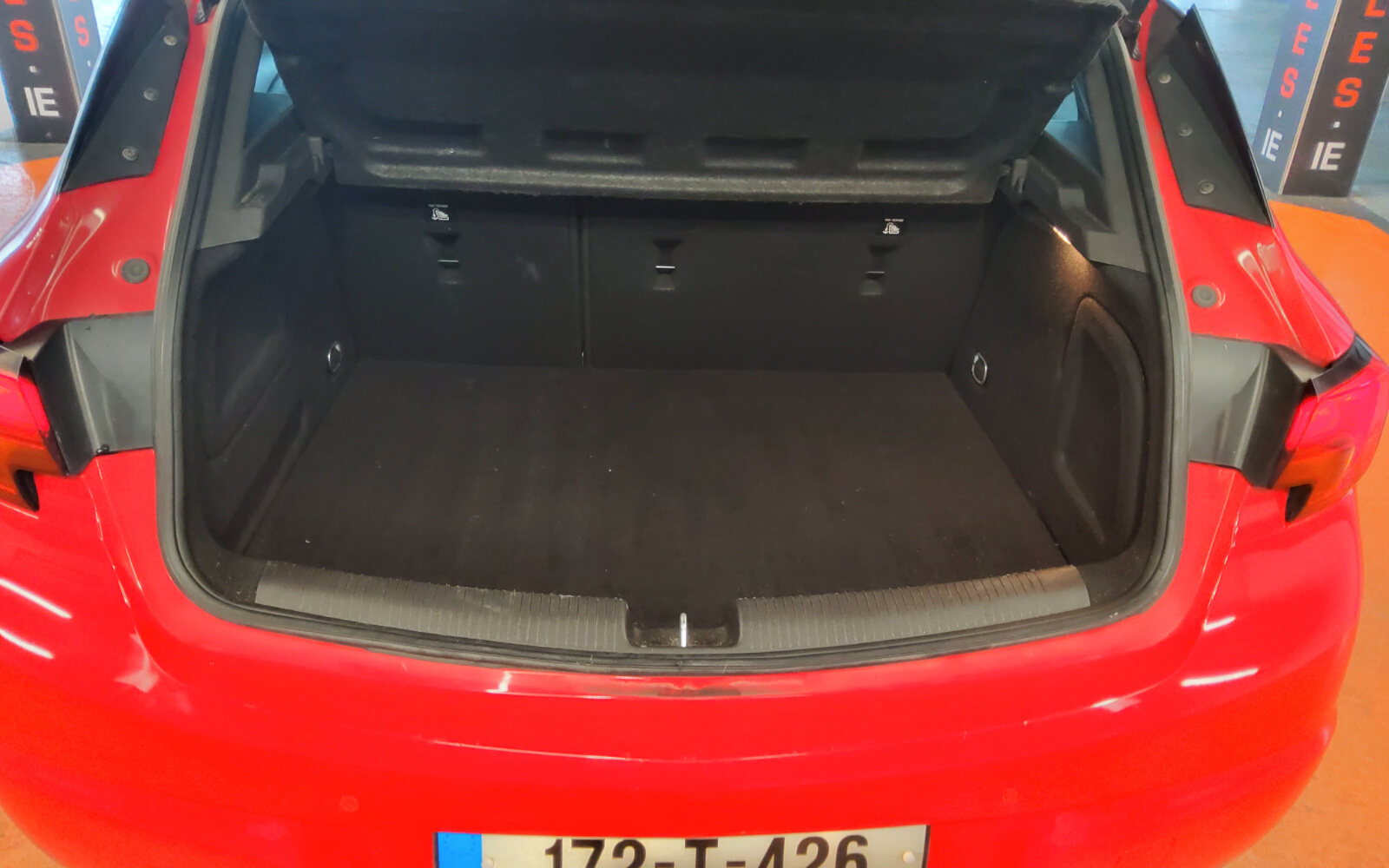 Opel Astra 1.6CDTi 110PS Sri