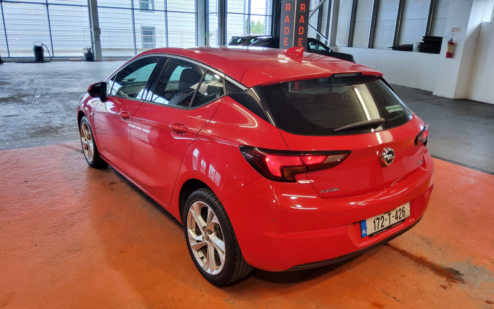 Opel Astra 1.6CDTi 110PS Sri
