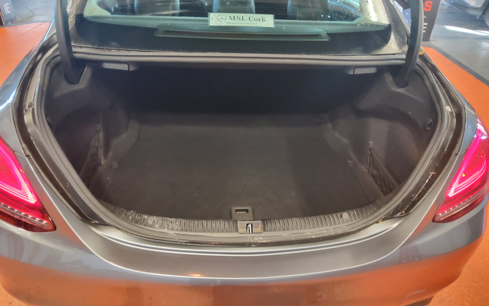 Mercedes-Benz C-Class 2.0 C 220 D AVANTGARDE AUTO