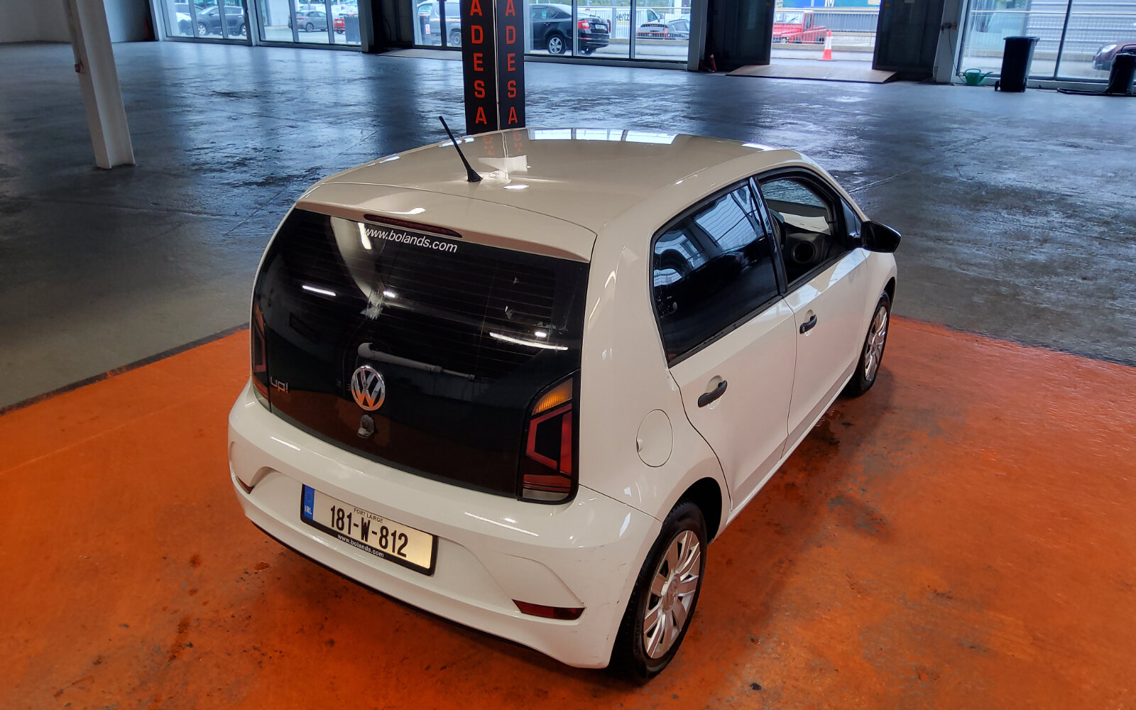 Volkswagen up! 1.0 60BHP TAKE UP