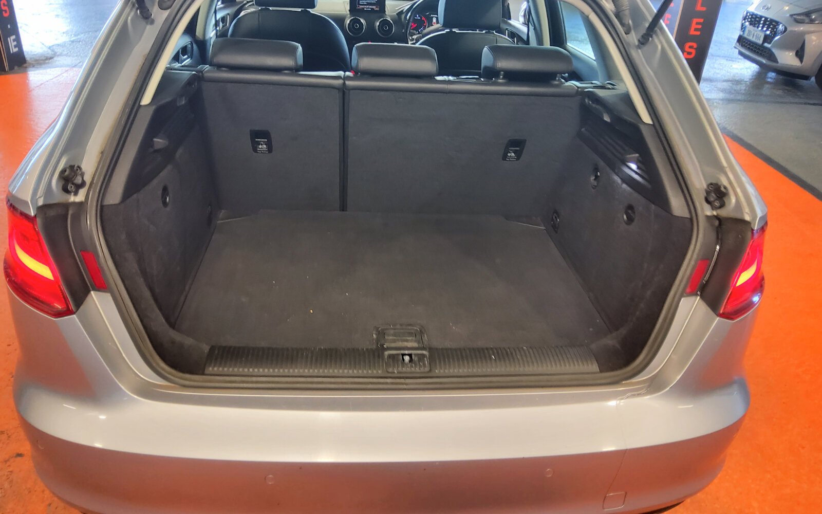Audi A3 1.6 TDI SE 17