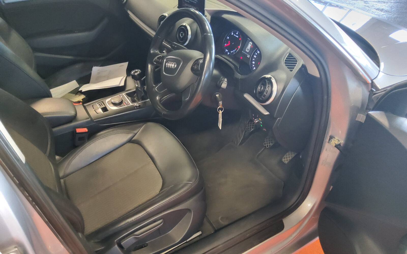 Audi A3 1.6 TDI SE 17