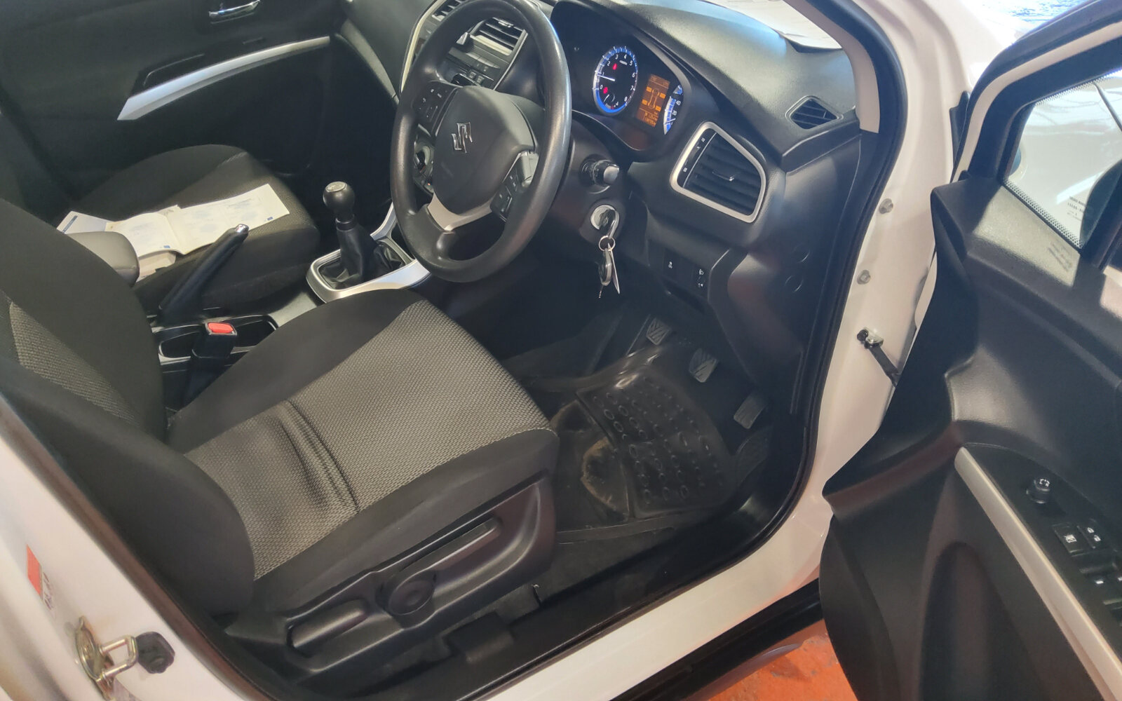 Suzuki SX4 S-Cross 1.6 GL 2WD Petrol