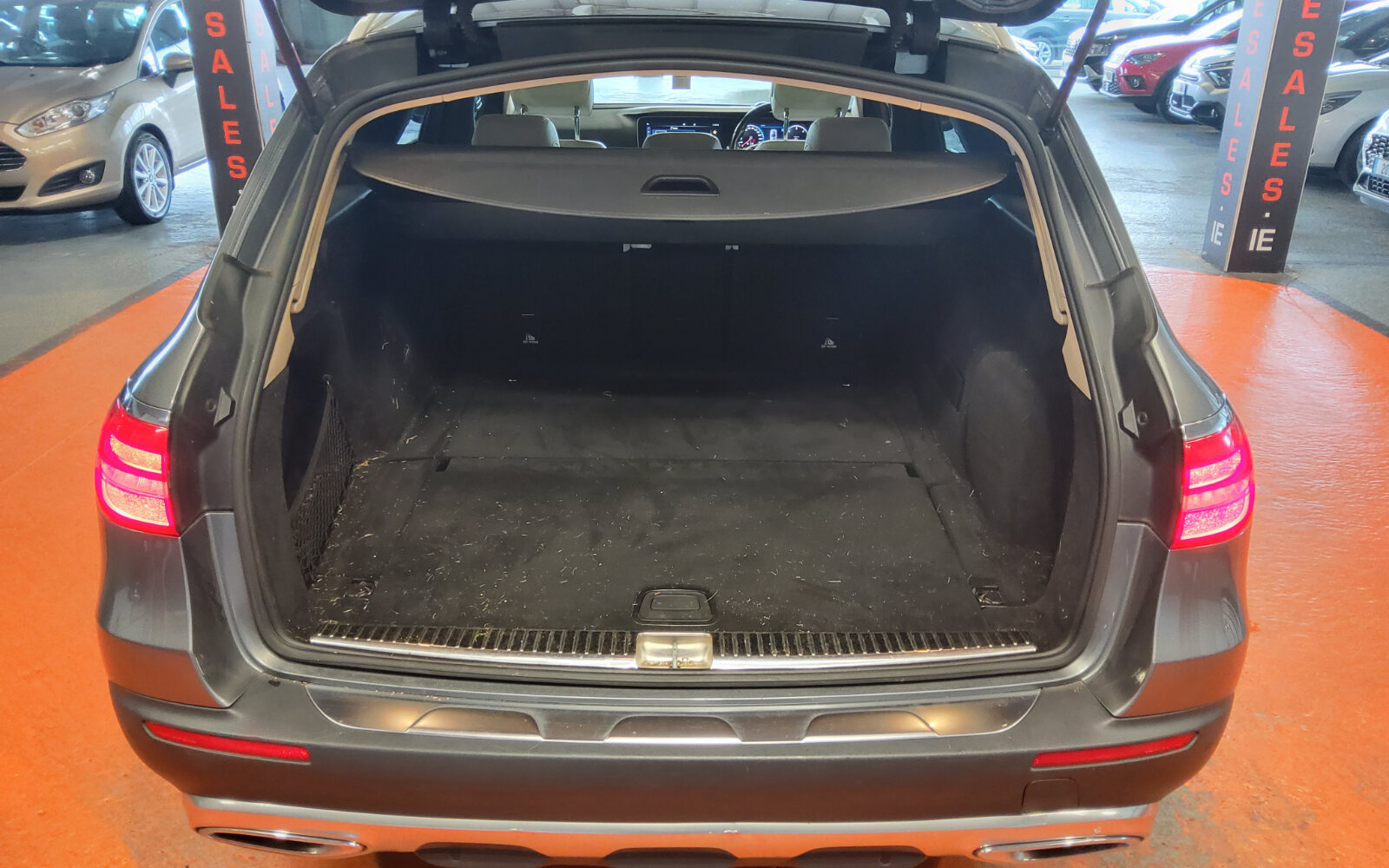 Mercedes-Benz E-Class E 220 d 4MATIC All-Terrain