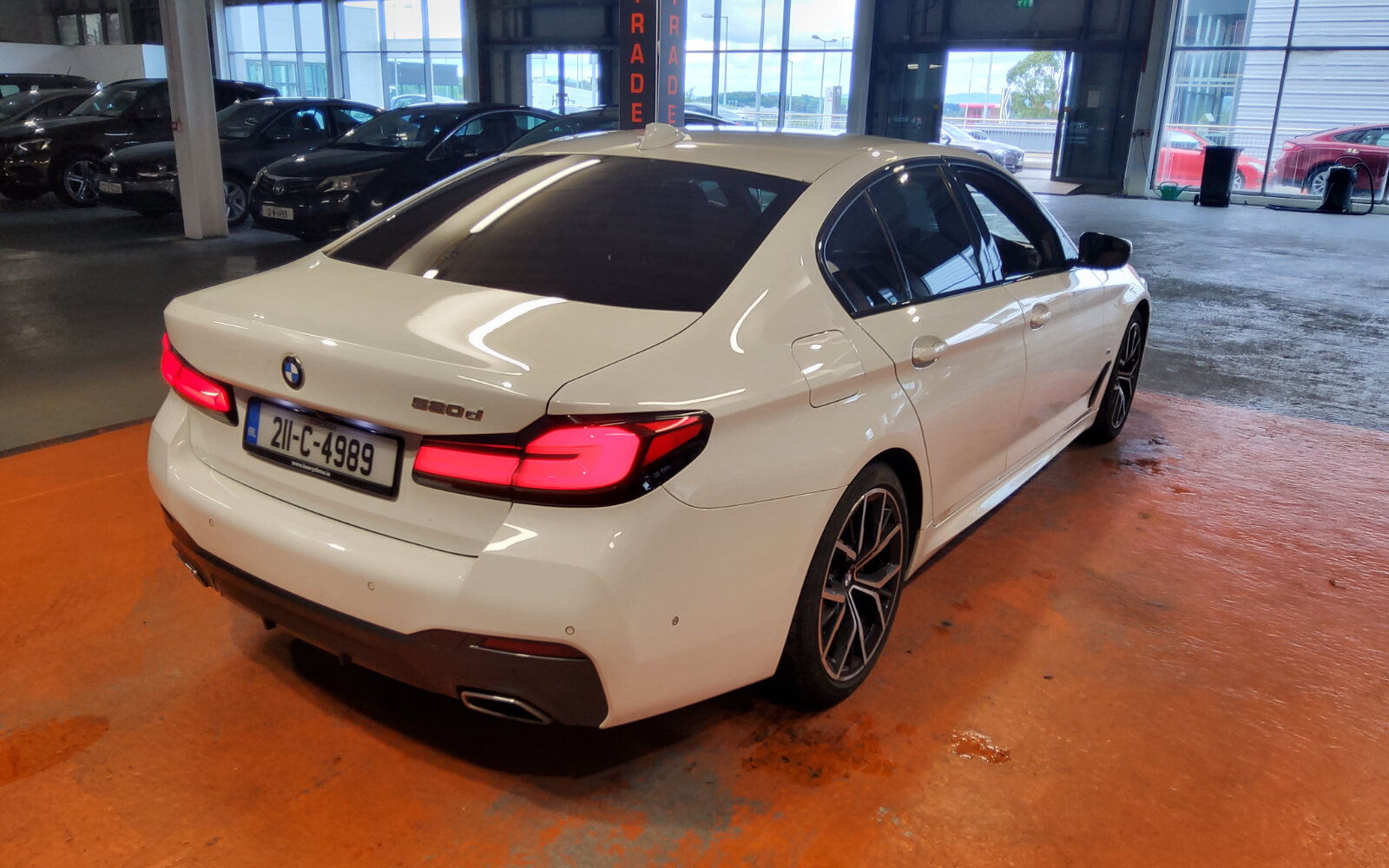 BMW 5-Series 520d M Sport (MHT)