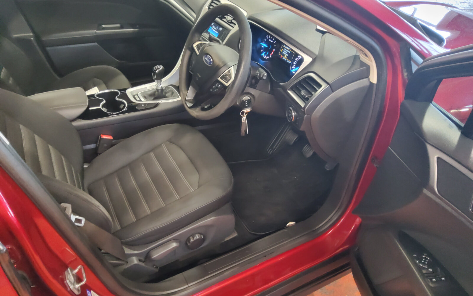 Ford Mondeo 1.6TDCi 115PS Style