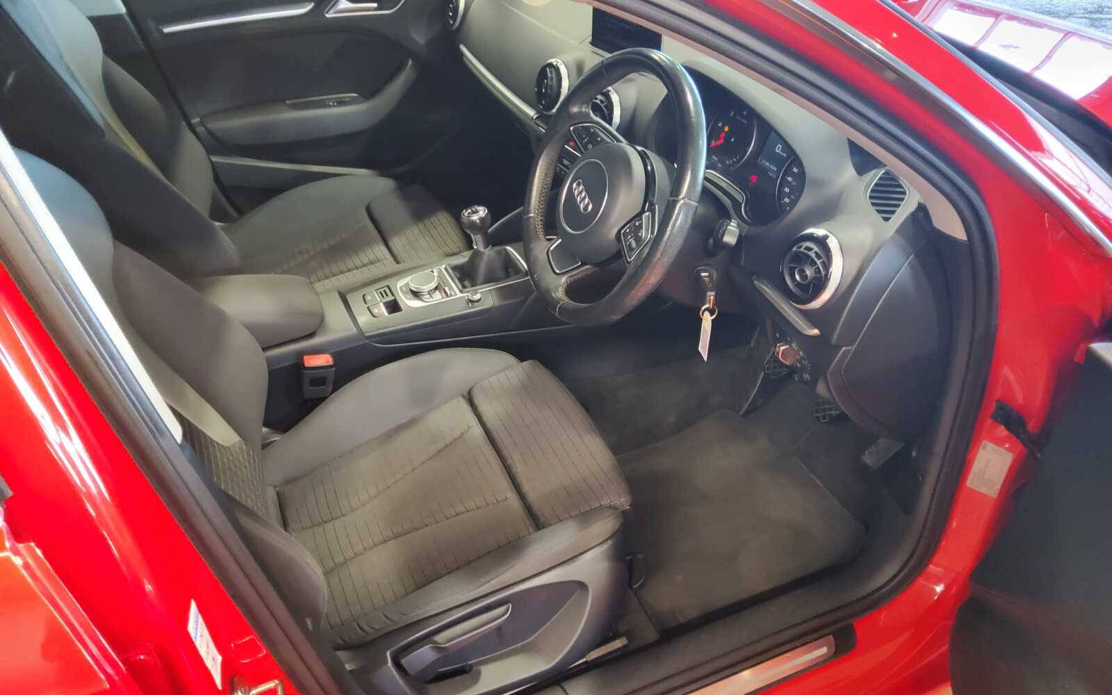 Audi A3 1.6 TDI S TRONIC