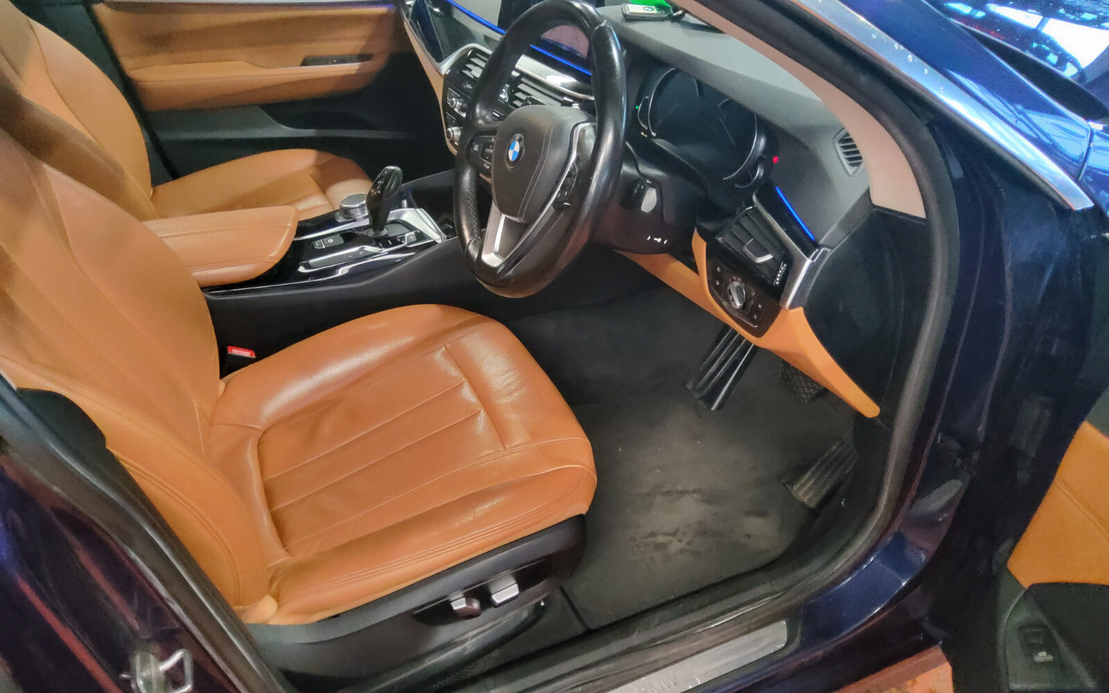 BMW 6-Series 630i GT SE