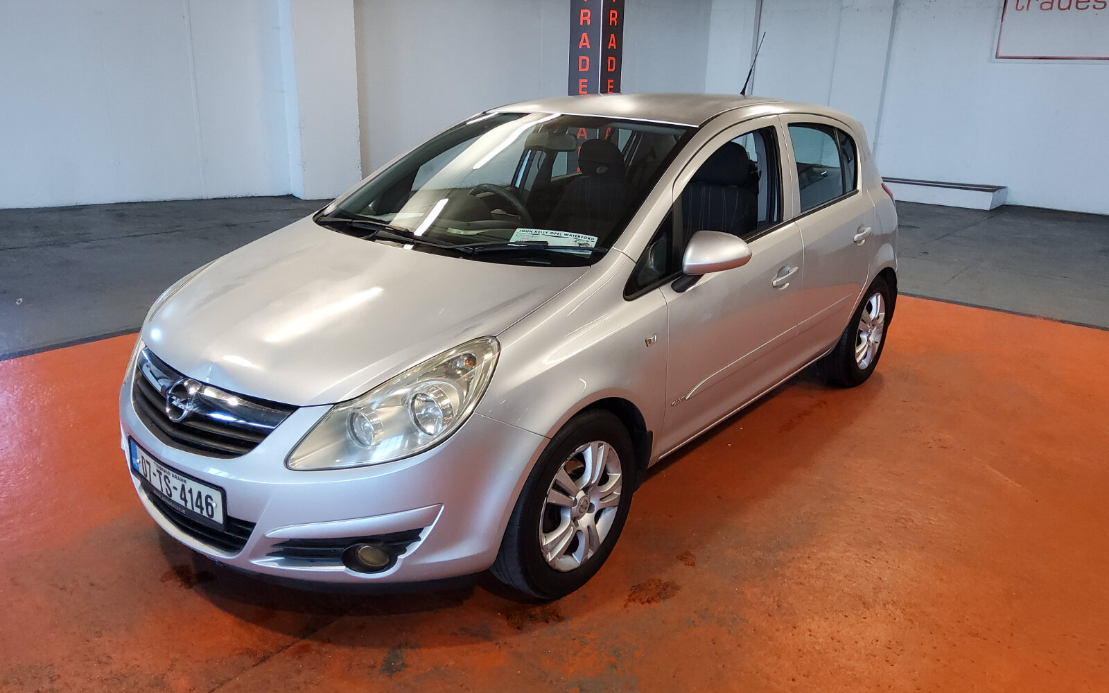 Opel Corsa 1.2i 16v CLUB 5 DR
