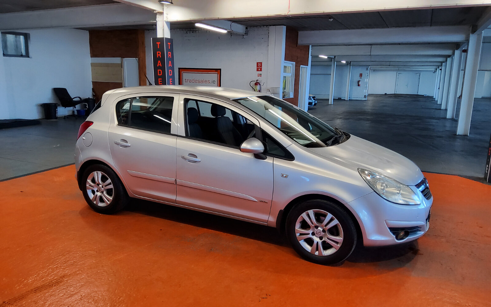 Opel Corsa 1.2i 16v CLUB 5 DR