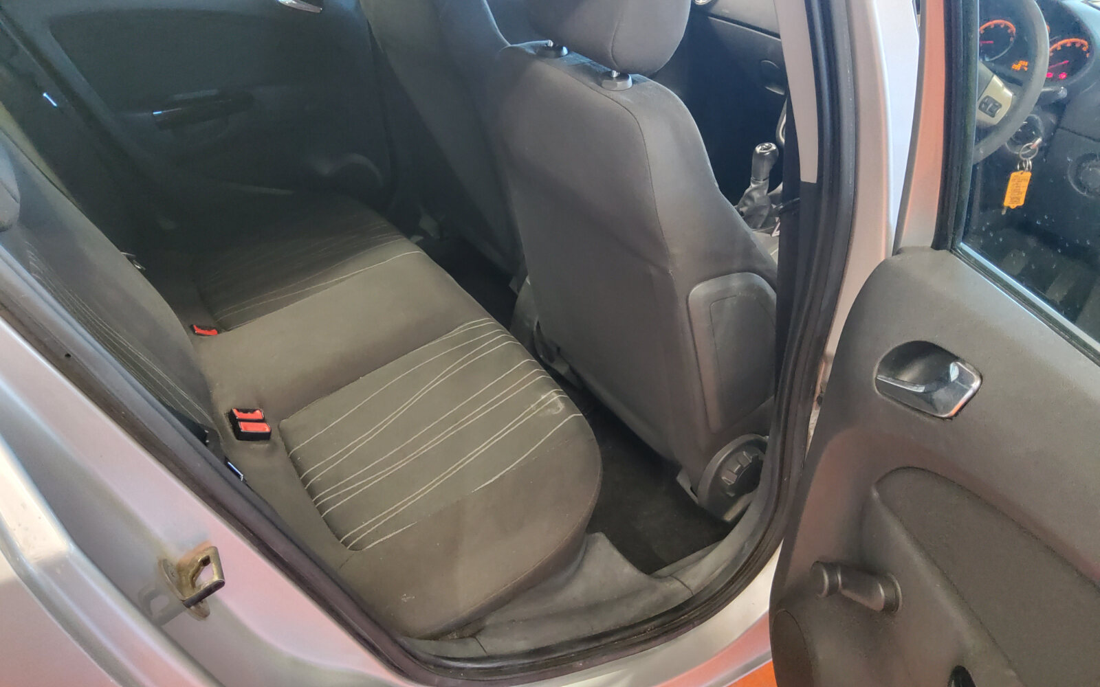 Opel Corsa 1.2i 16v CLUB 5 DR