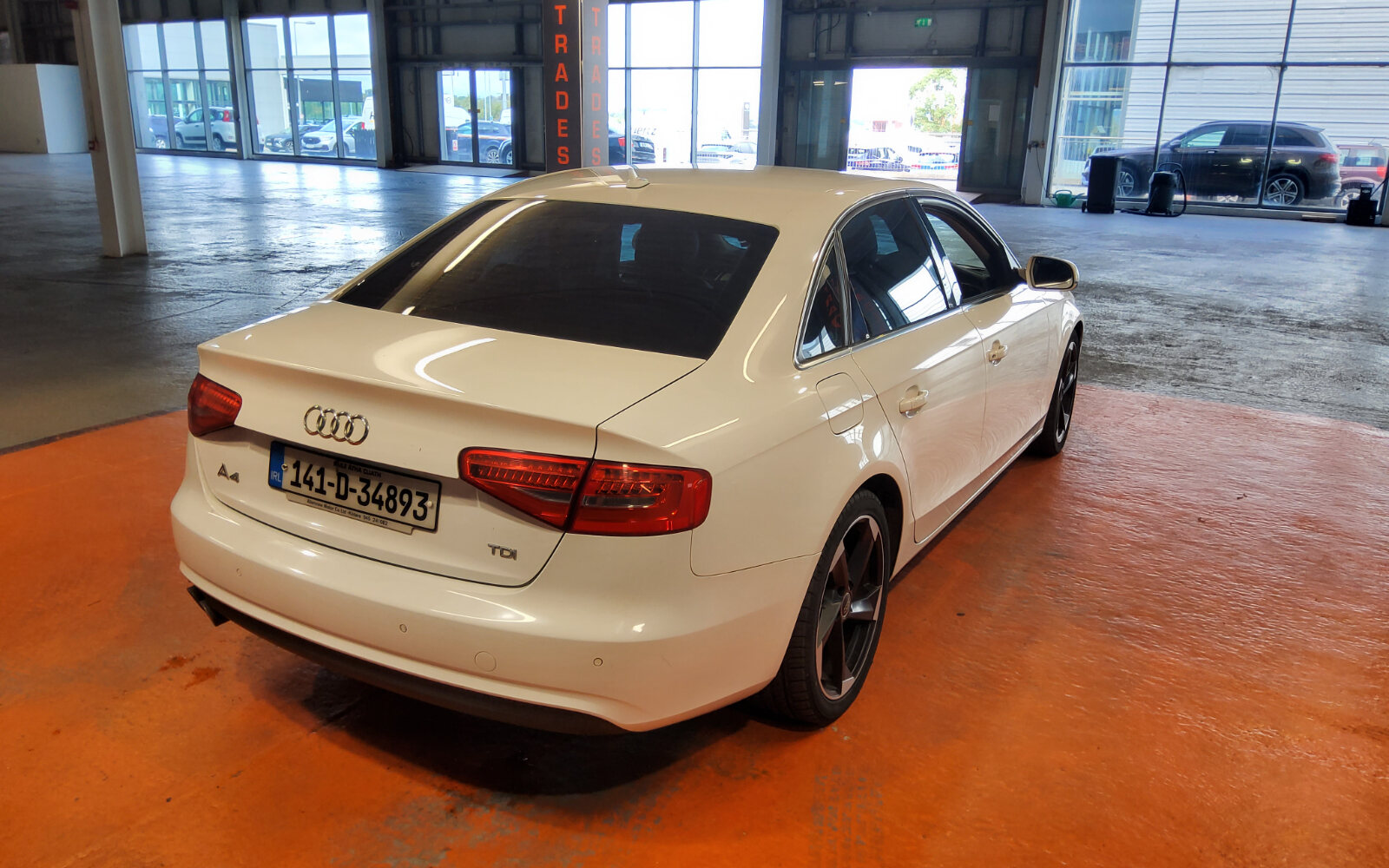 Audi A4 2.0TDI 136HP Ultra