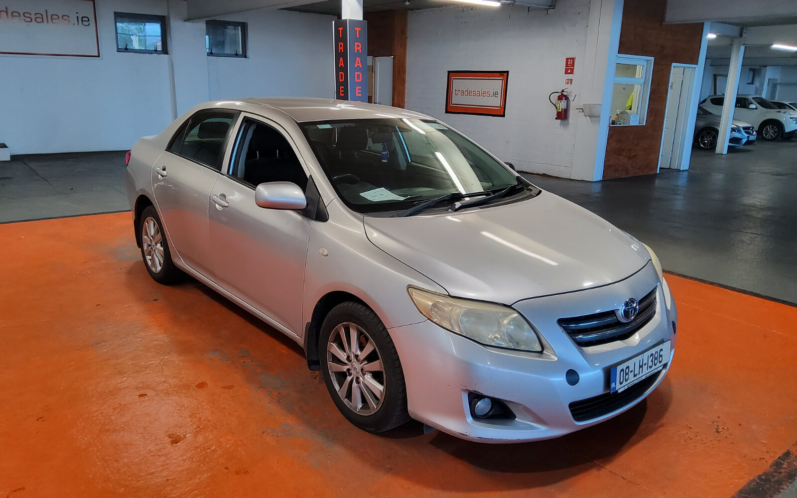 Toyota Corolla 1.4 VVT-i 4Dr Luna