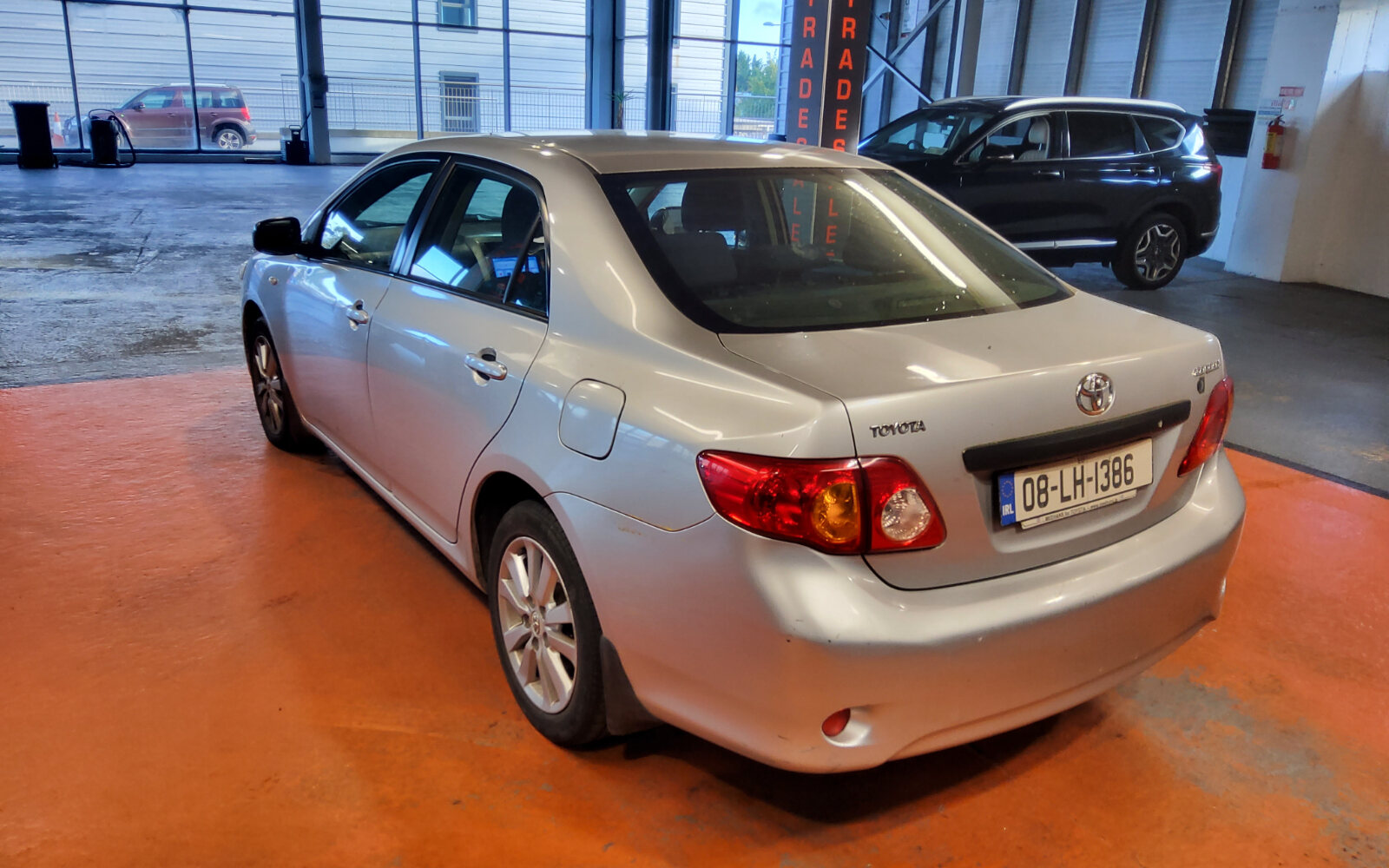 Toyota Corolla 1.4 VVT-i 4Dr Luna