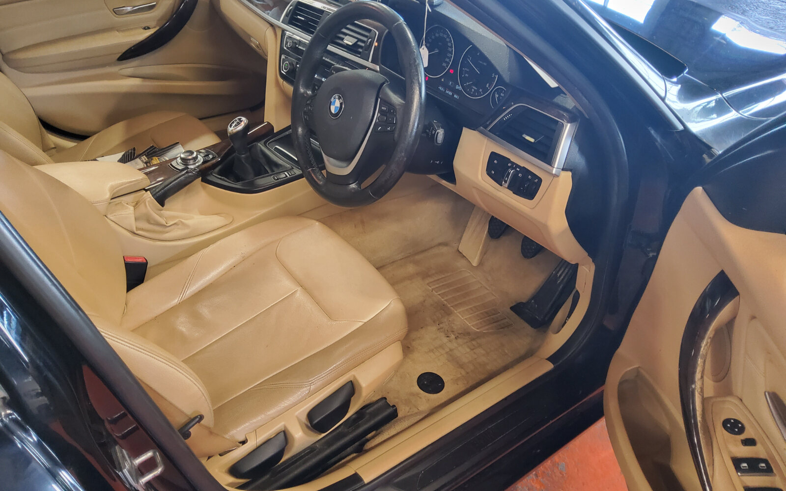 BMW 3-Series 318d SE