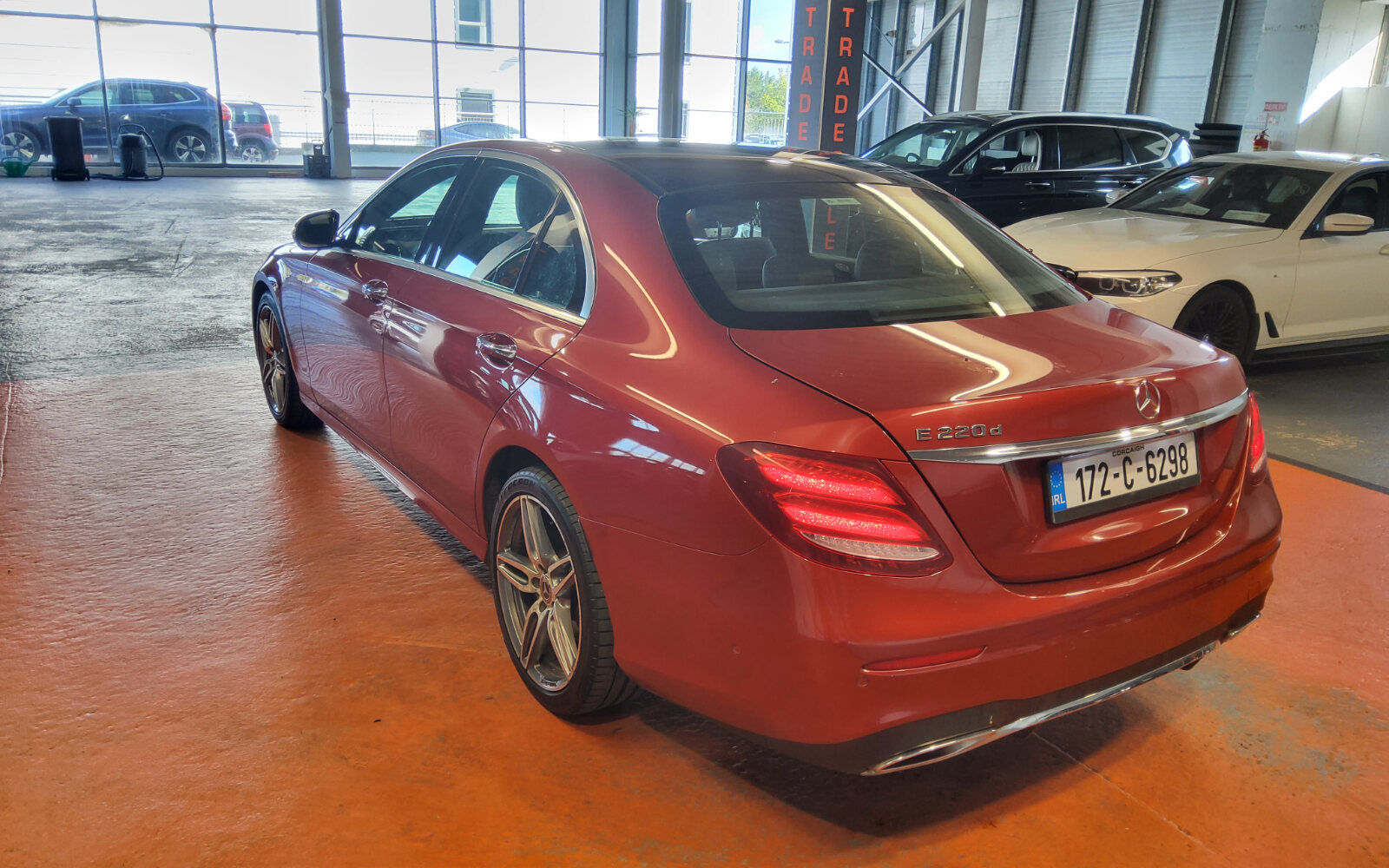 Mercedes-Benz E-Class E 220 D AMG LINE A/T