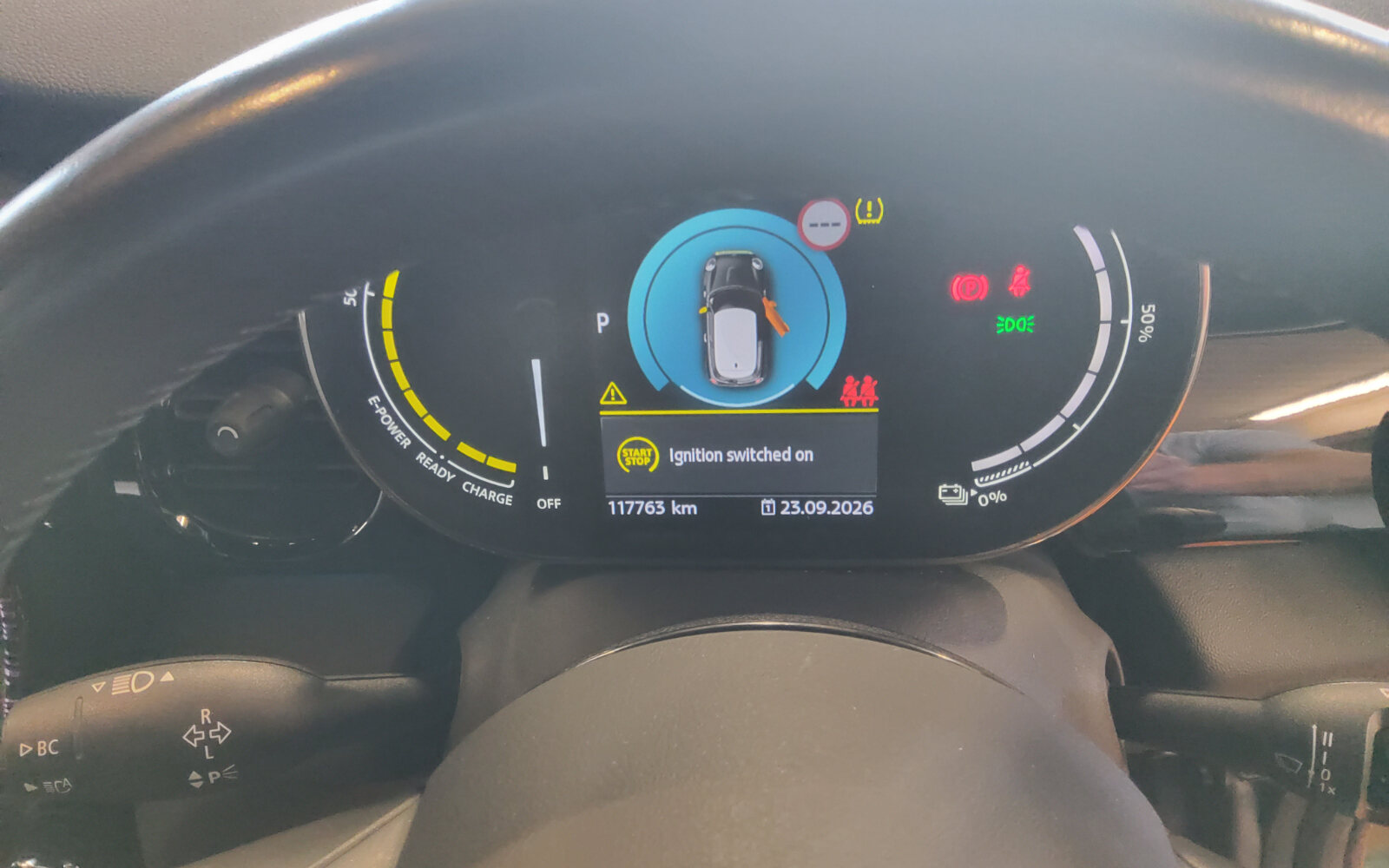 Mini Cooper Electric Resolute