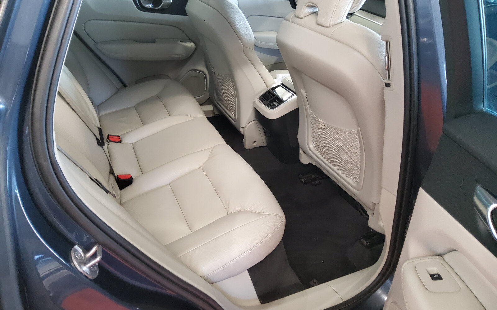 Volvo XC60 B4 diesel MHEV 197hp AT8 Plus Bright