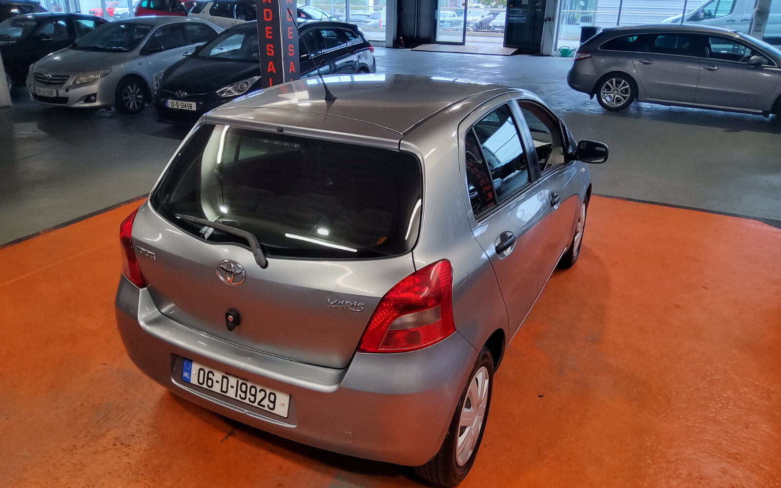 Toyota Yaris 1.0 VVT-i Terra