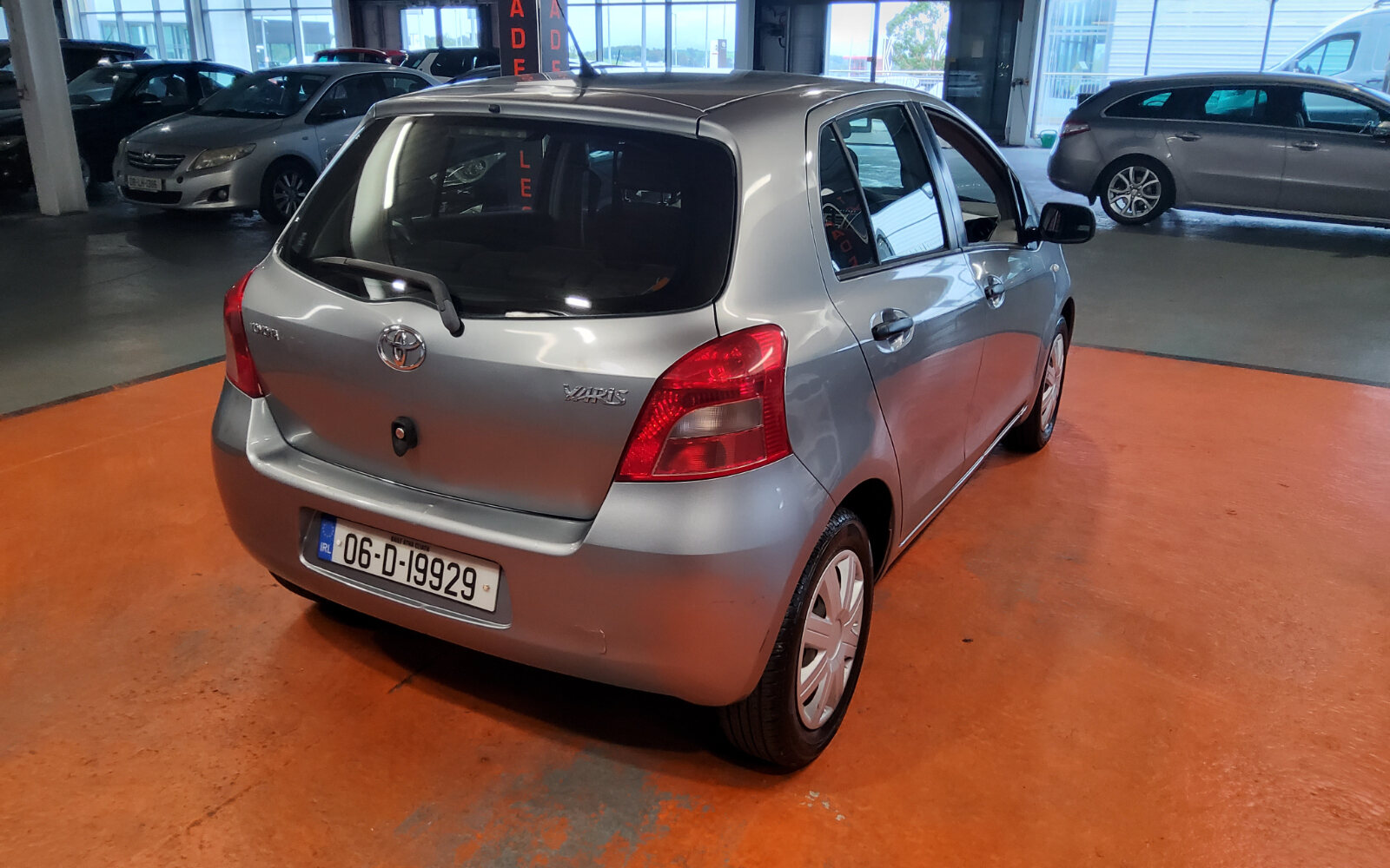 Toyota Yaris 1.0 VVT-i Terra