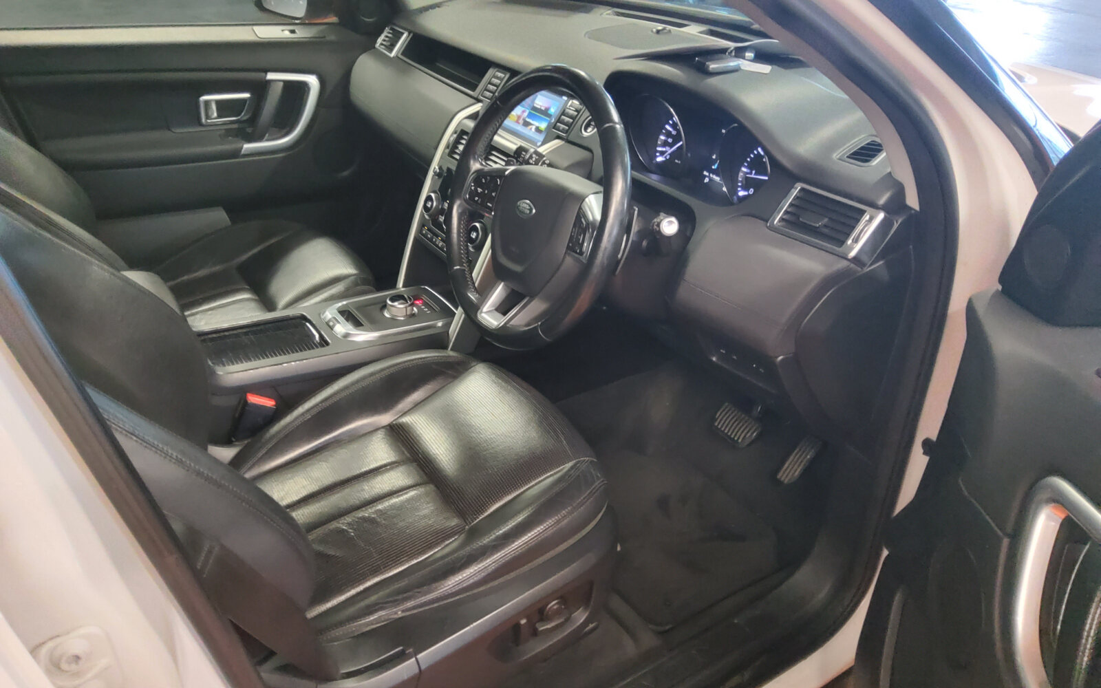 Land Rover Discovery Sport 2.0 TD4 AUTO HSE