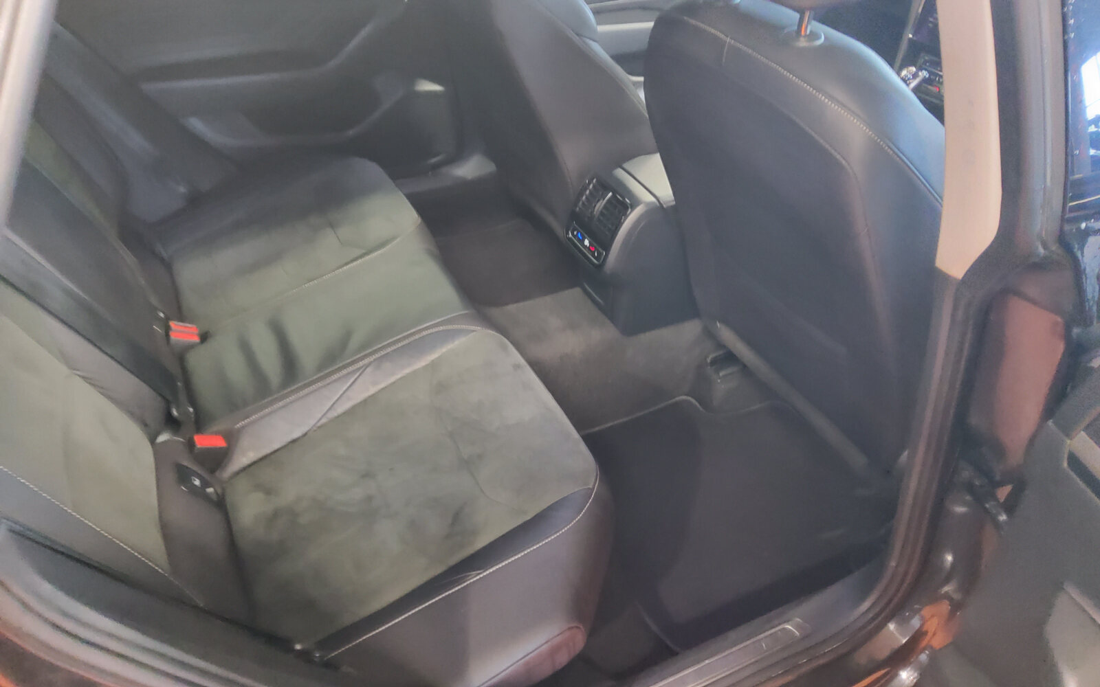 Volkswagen Arteon 2.0TDI M6F 150HP ELEGANCE