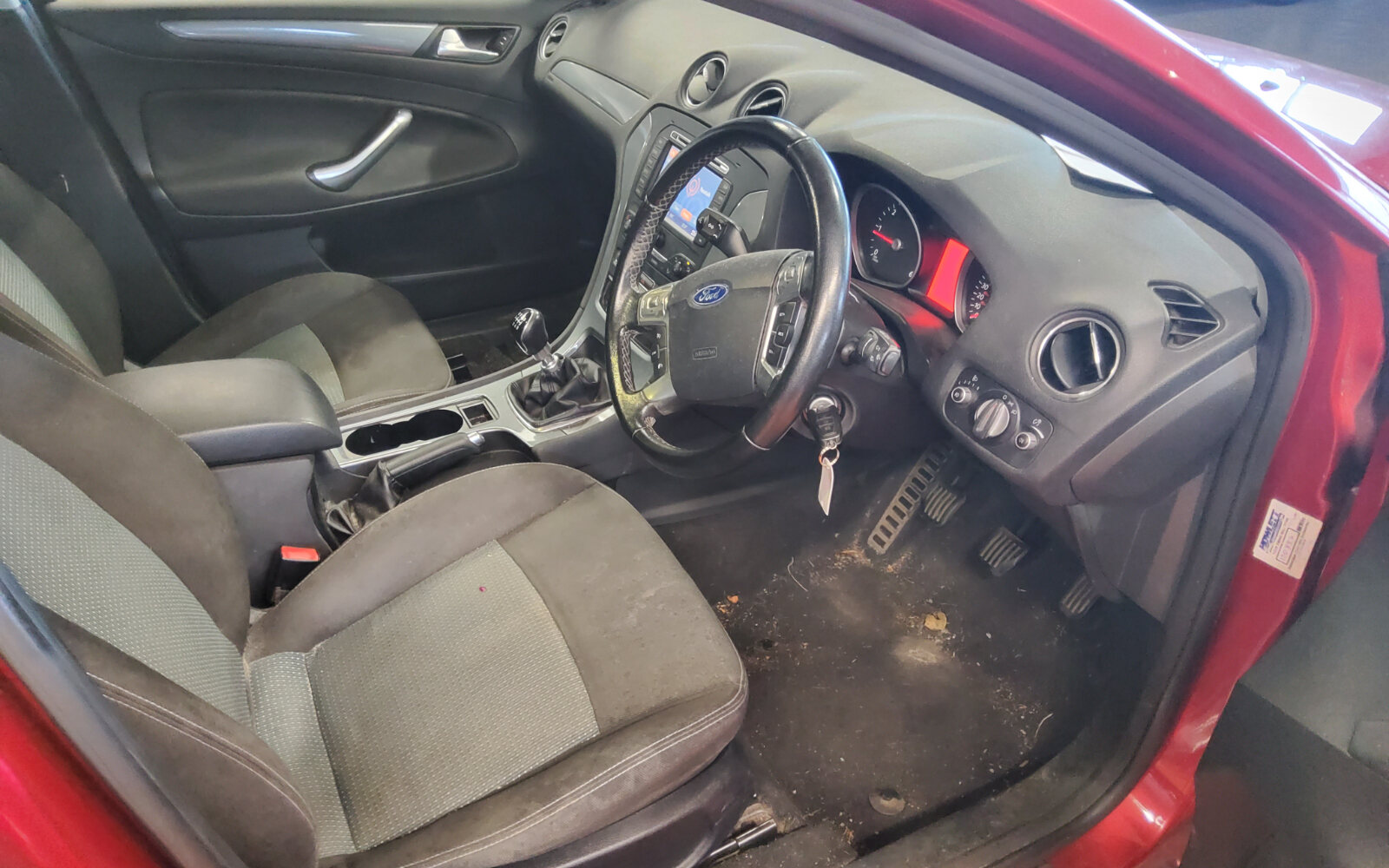 Ford Mondeo 2.0TDCi 140PS Zetec