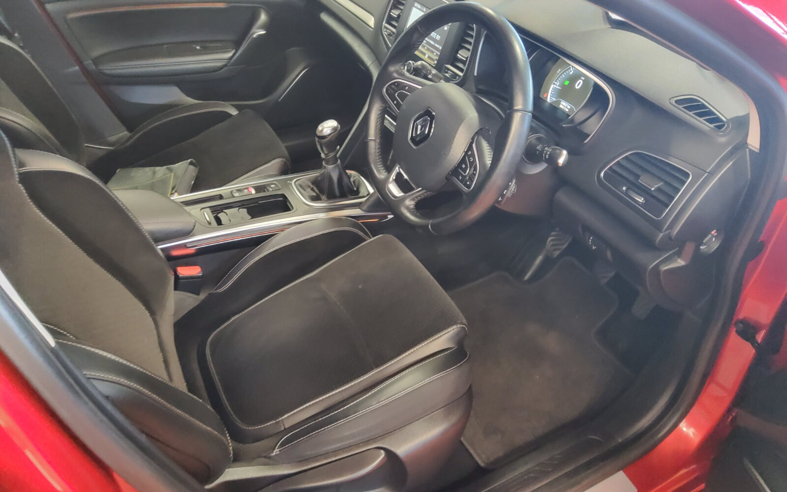 Renault Megane 1.5 DCI 110 GT LINE NAV EDC