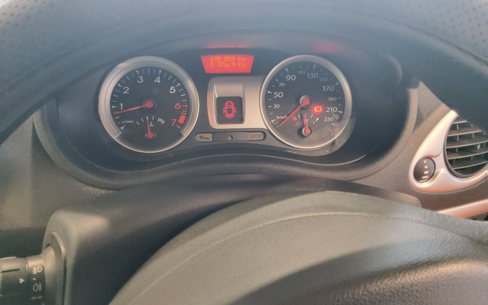 Renault Clio 1.2 16V ETH ROYALE