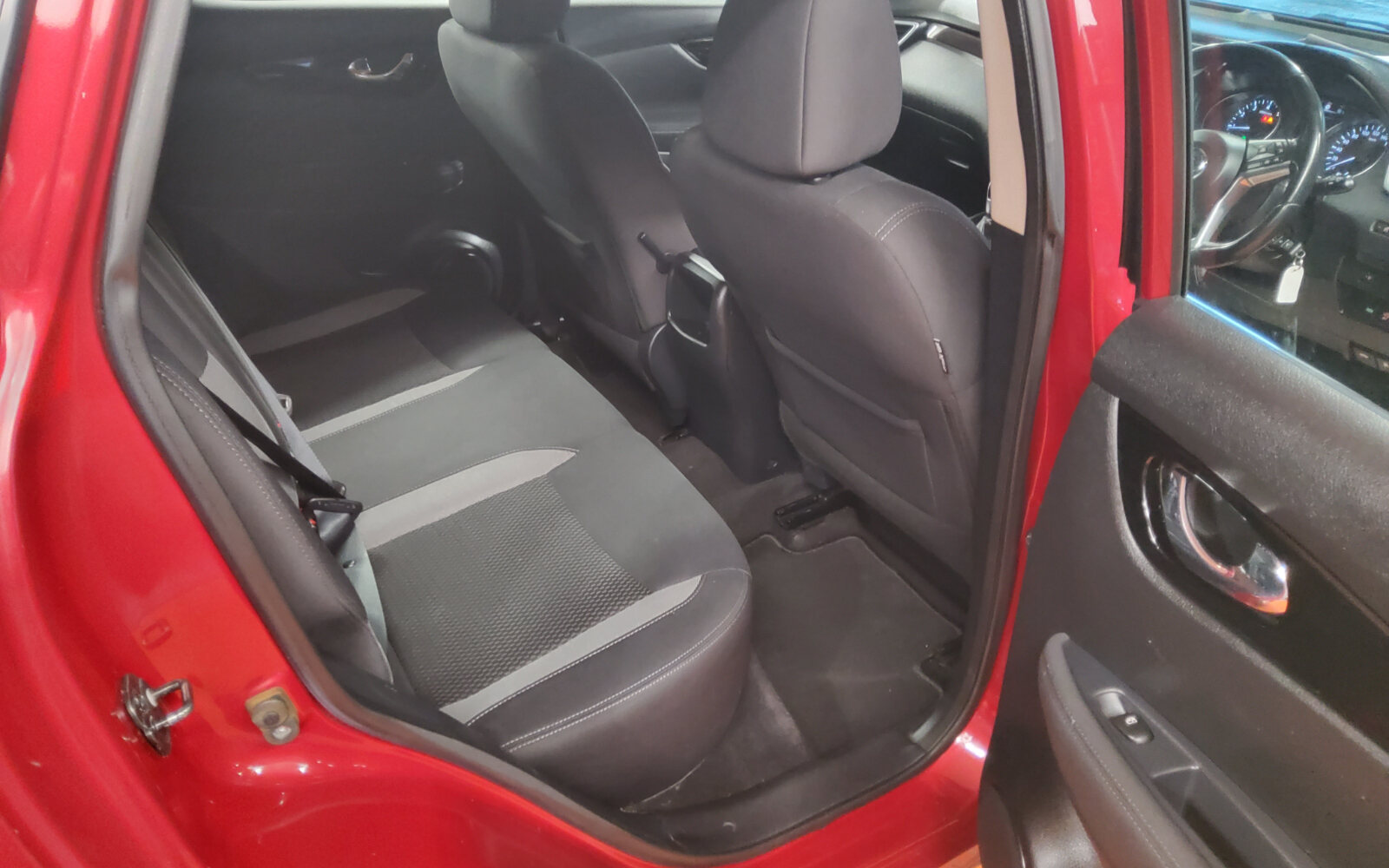 Nissan Qashqai 1.2 PET SV CVT