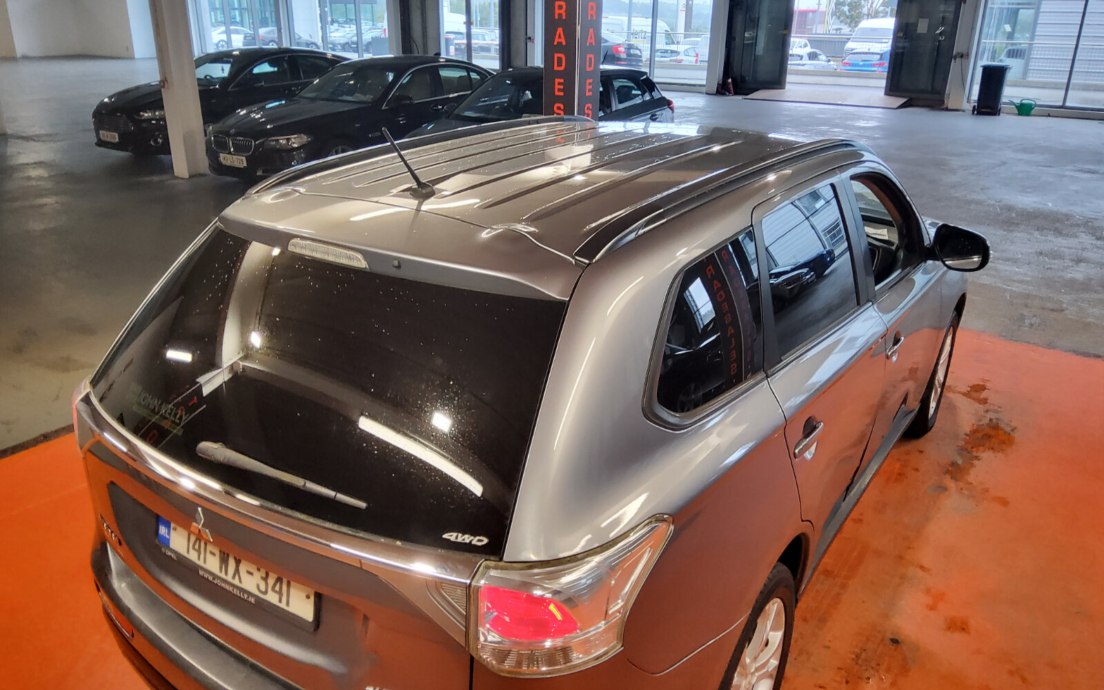 Mitsubishi Outlander 2.2 DI-D 150PS 6MT 4WD 7-Seater Intense