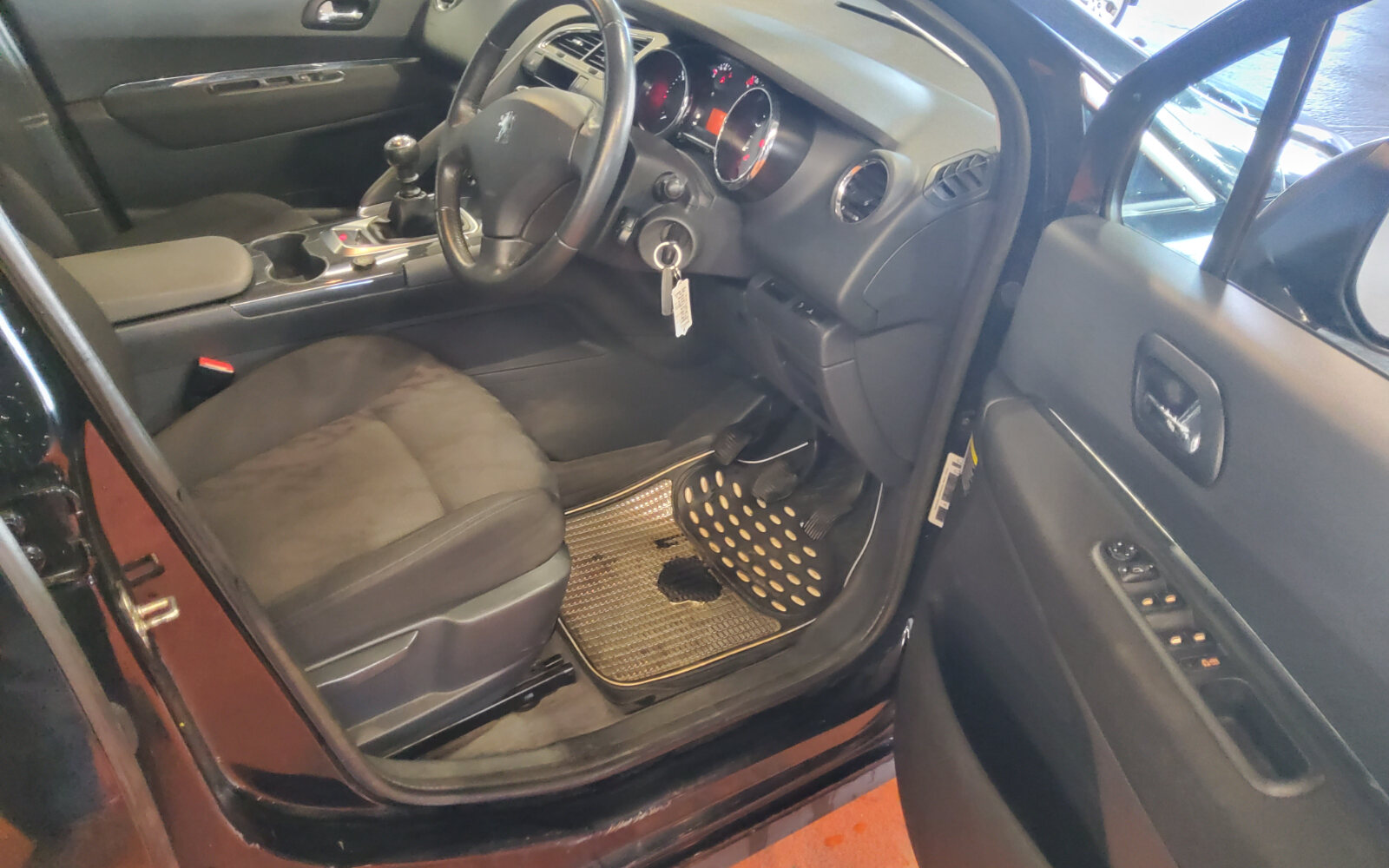 Peugeot 3008 1.6 HDI 112 BHP SE