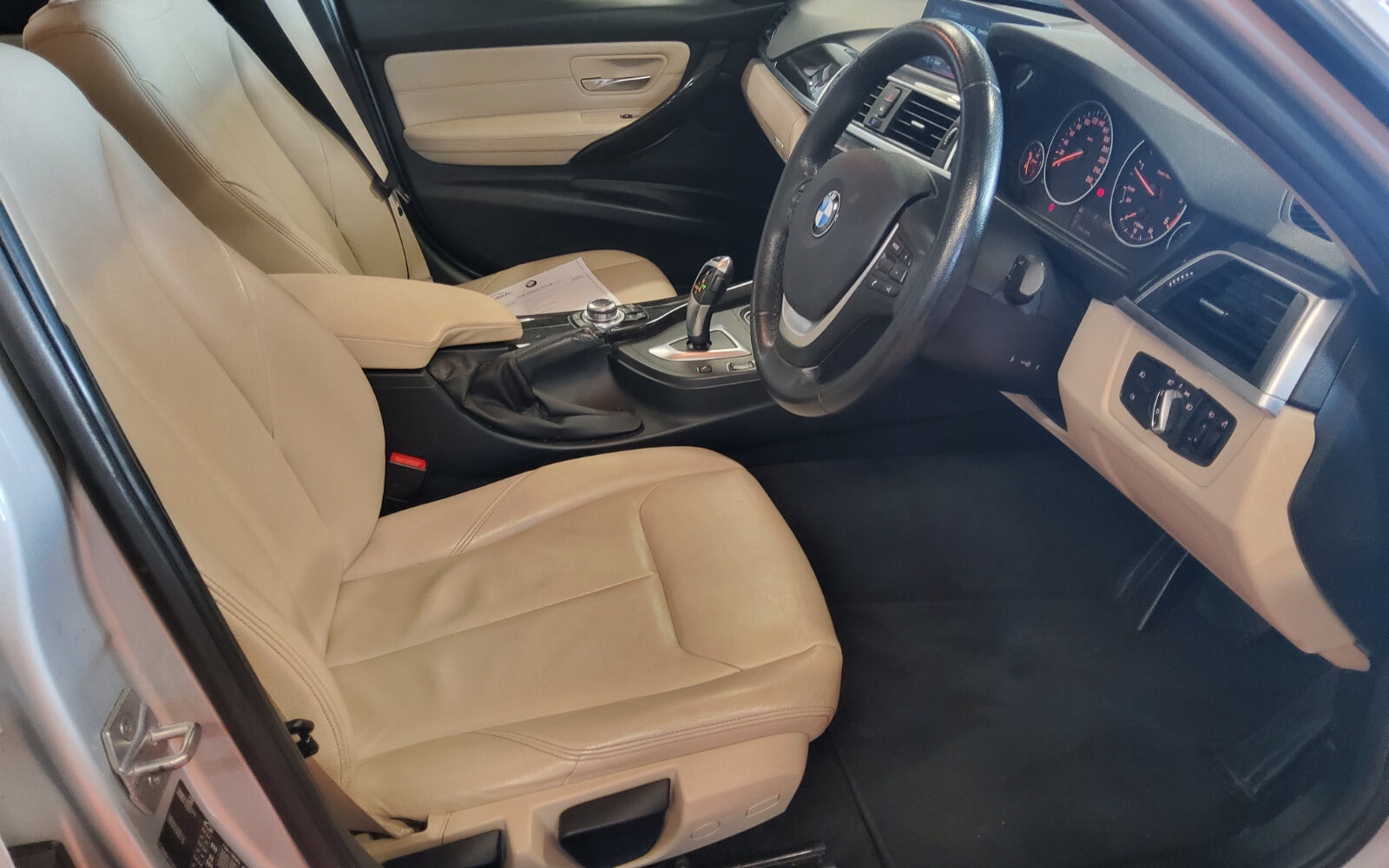 BMW 3-Series 318d SE