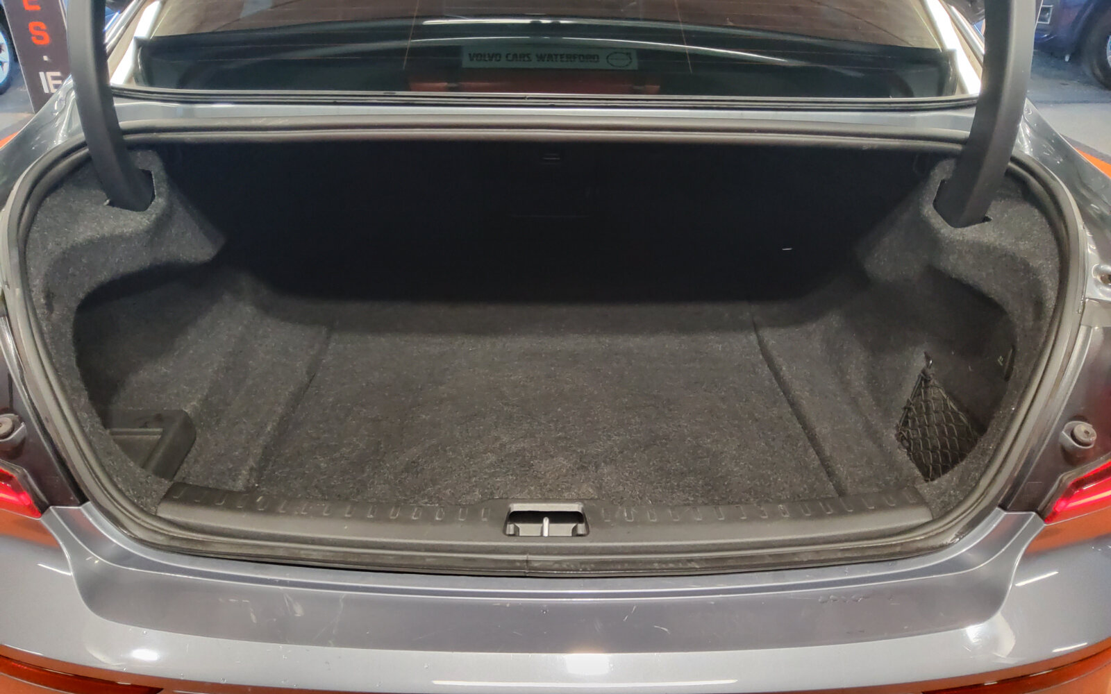 Volvo S60 T4 (190hp) R-Design Automatic