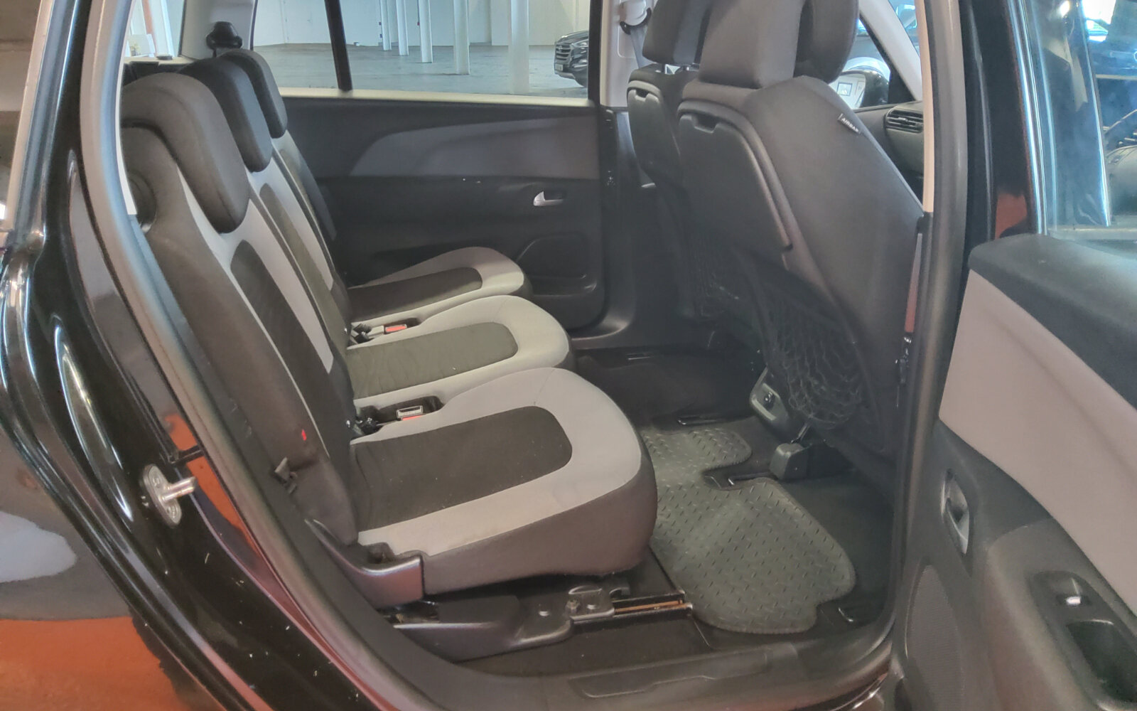 Citroen C4 1.6 e-HDi 115HP Airdream VTR+